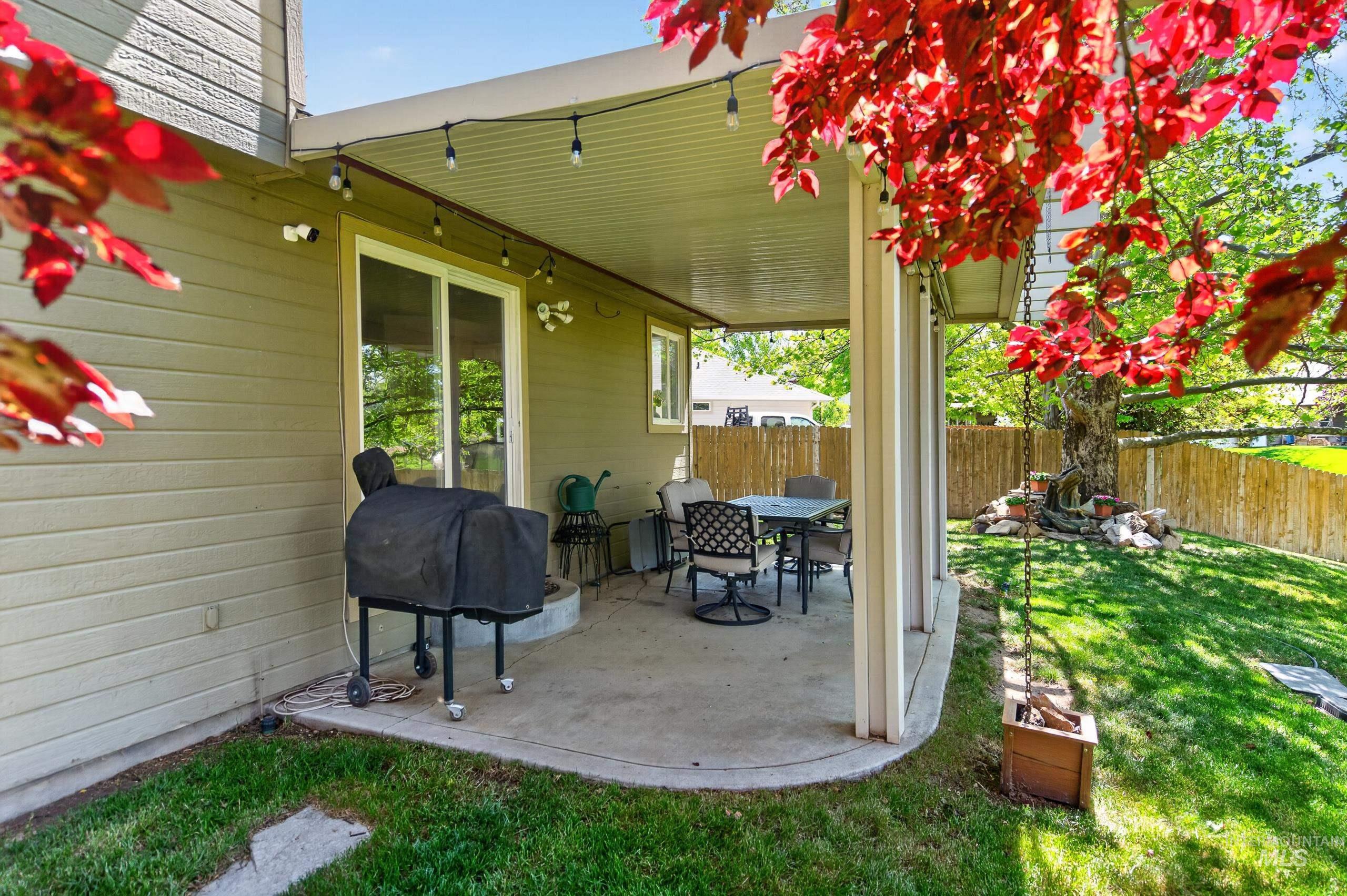 1627 Thorn Creek Ct., Nampa, Idaho 83686, 3 Bedrooms, 2.5 Bathrooms, Residential For Sale, Price $489,000, 98987213