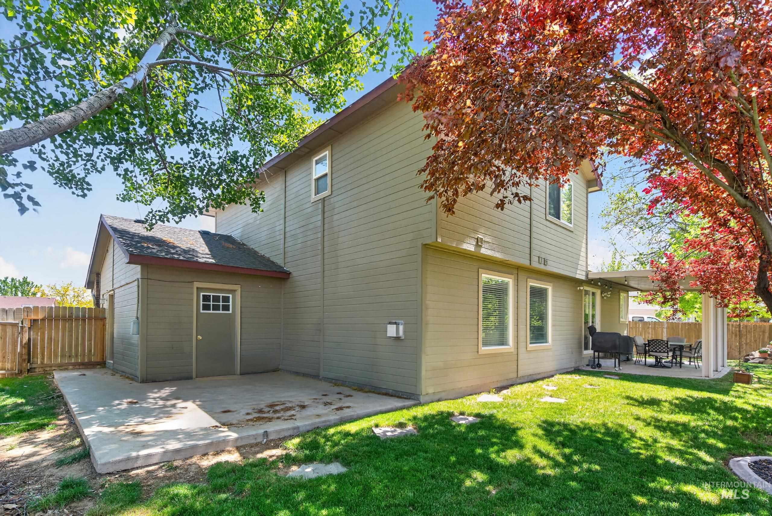 1627 Thorn Creek Ct., Nampa, Idaho 83686, 3 Bedrooms, 2.5 Bathrooms, Residential For Sale, Price $489,000, 98987213