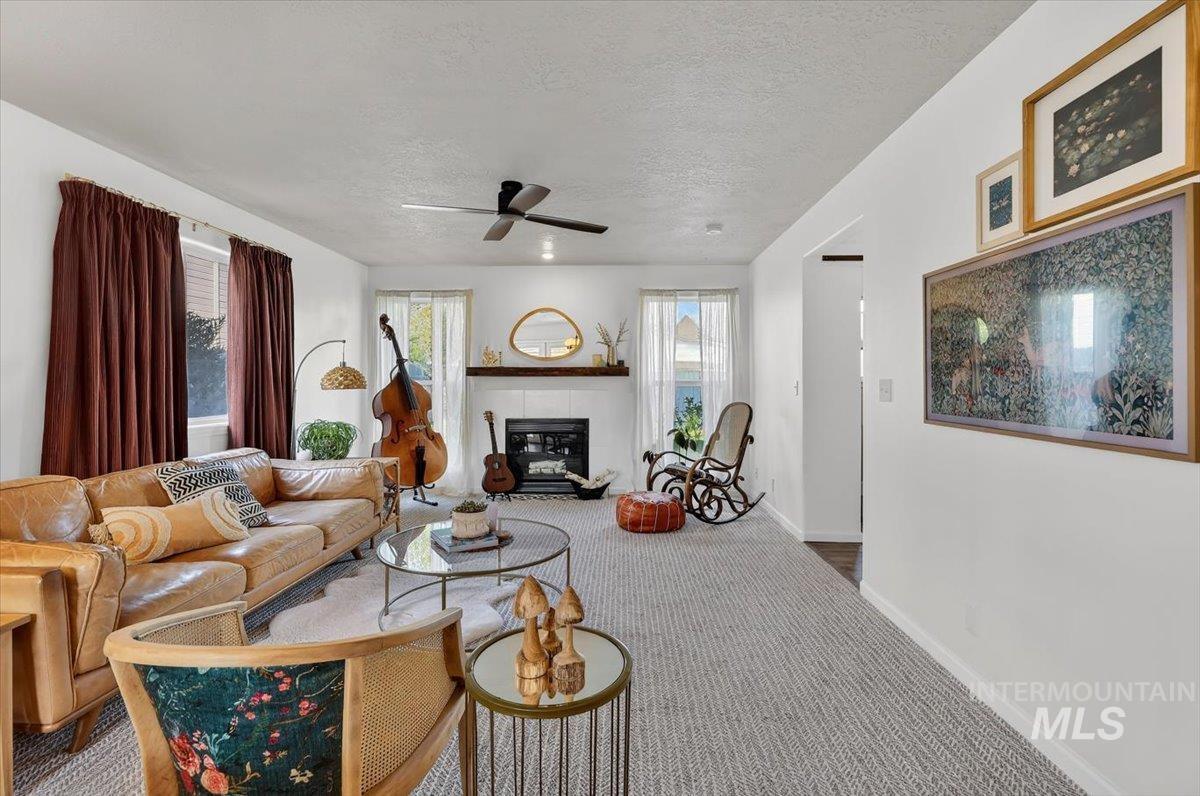 16451 Rainbow Drive, Nampa, Idaho 83687, 4 Bedrooms, 2.5 Bathrooms, Residential For Sale, Price $425,000, 98987215