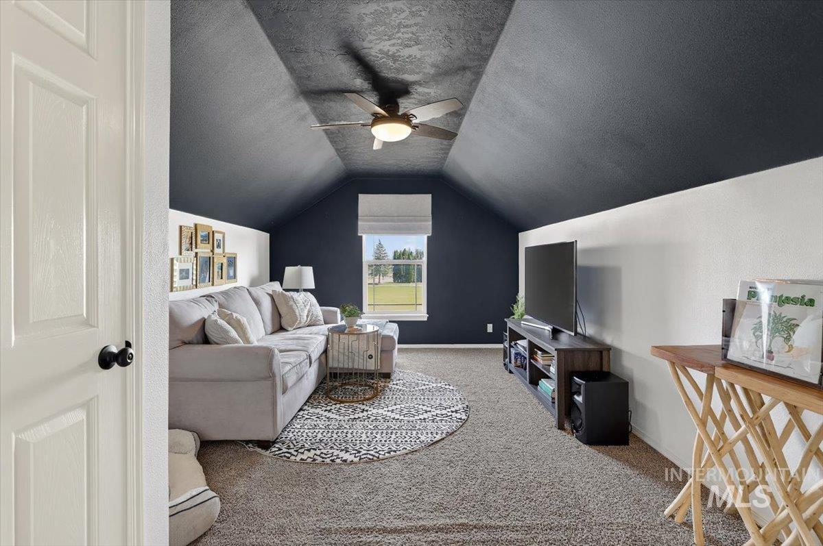 16451 Rainbow Drive, Nampa, Idaho 83687, 4 Bedrooms, 2.5 Bathrooms, Residential For Sale, Price $425,000, 98987215