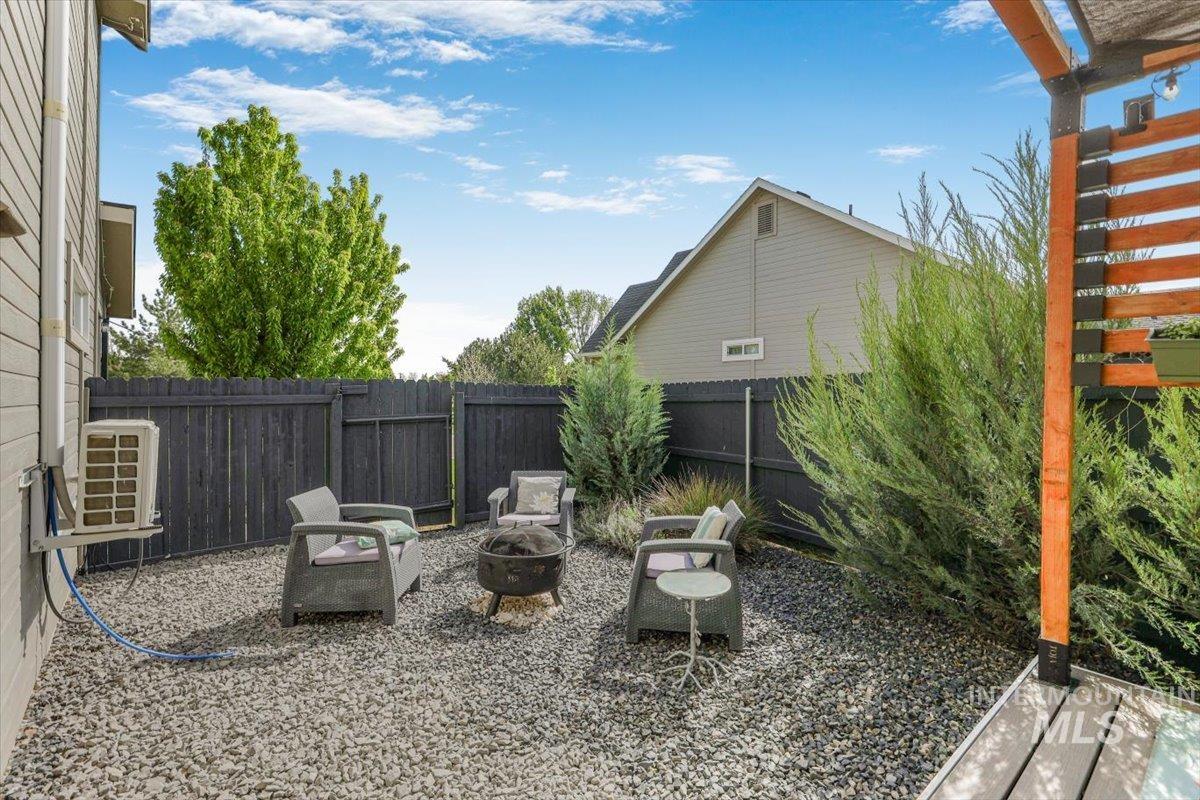 16451 Rainbow Drive, Nampa, Idaho 83687, 4 Bedrooms, 2.5 Bathrooms, Residential For Sale, Price $425,000, 98987215