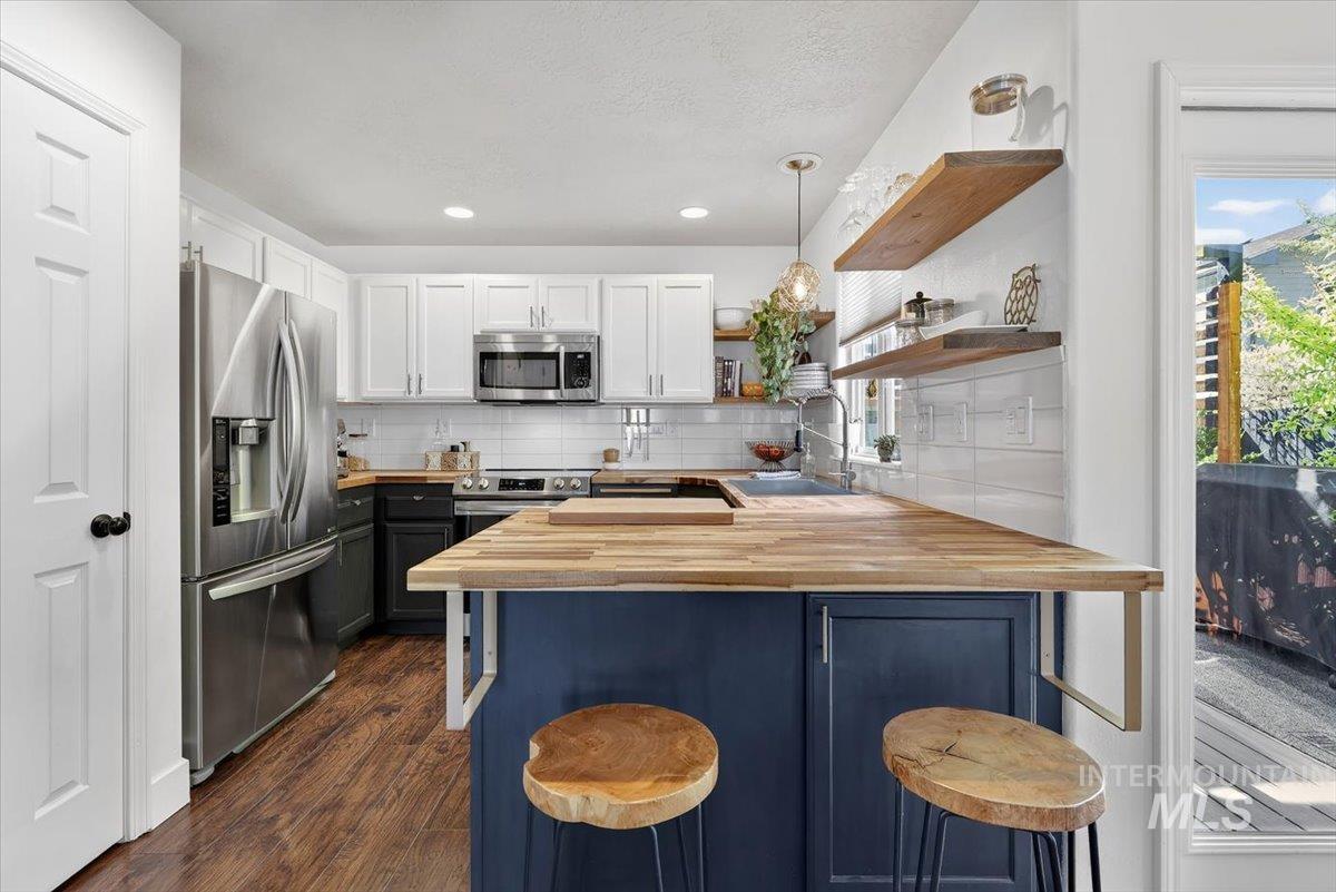 16451 Rainbow Drive, Nampa, Idaho 83687, 4 Bedrooms, 2.5 Bathrooms, Residential For Sale, Price $425,000, 98987215