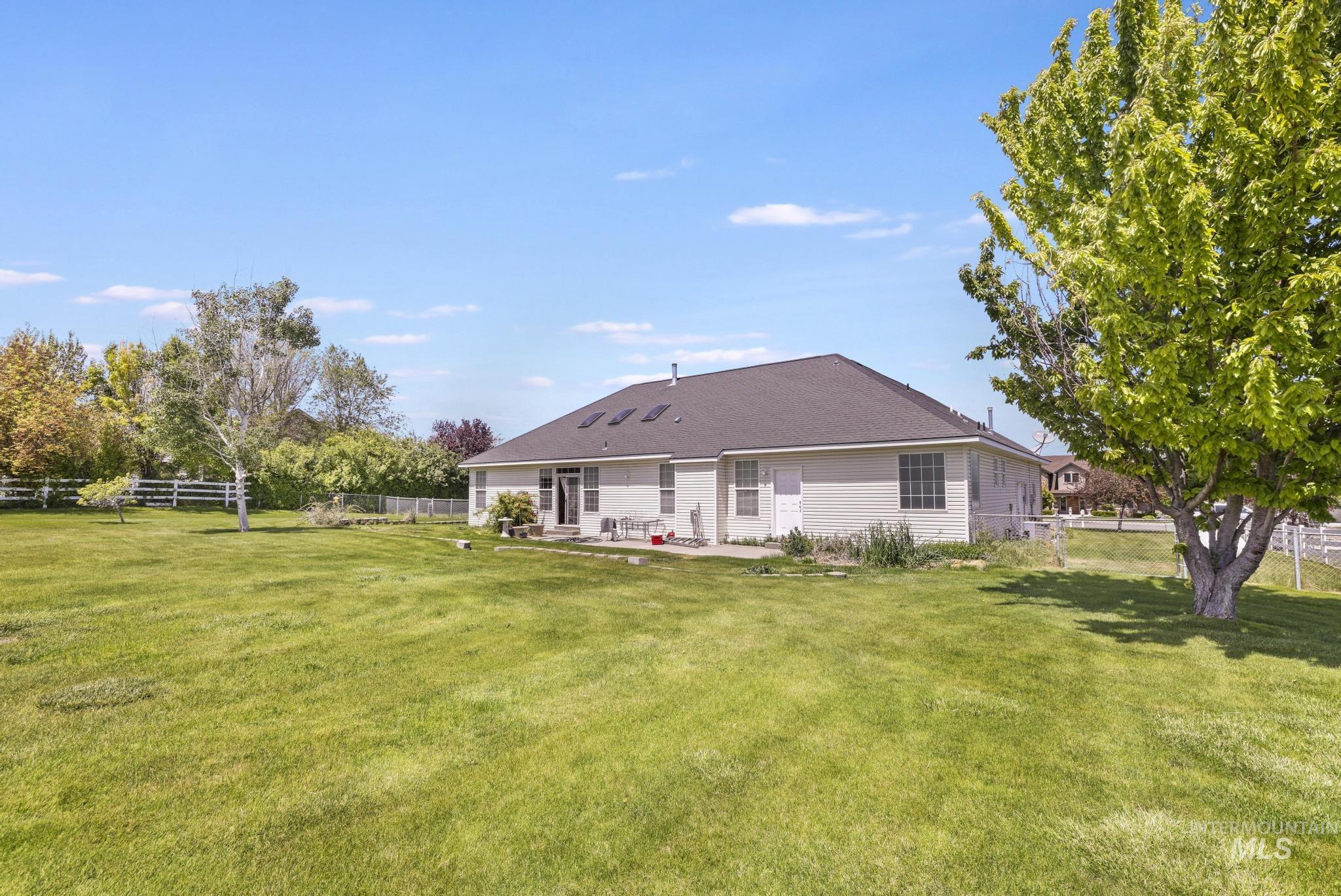 2529 E 3707 N, Twin Falls, ID 83301, Twin Falls, Idaho 83301, 4 Bedrooms, 3 Bathrooms, Residential For Sale, Price $615,000, 98987217