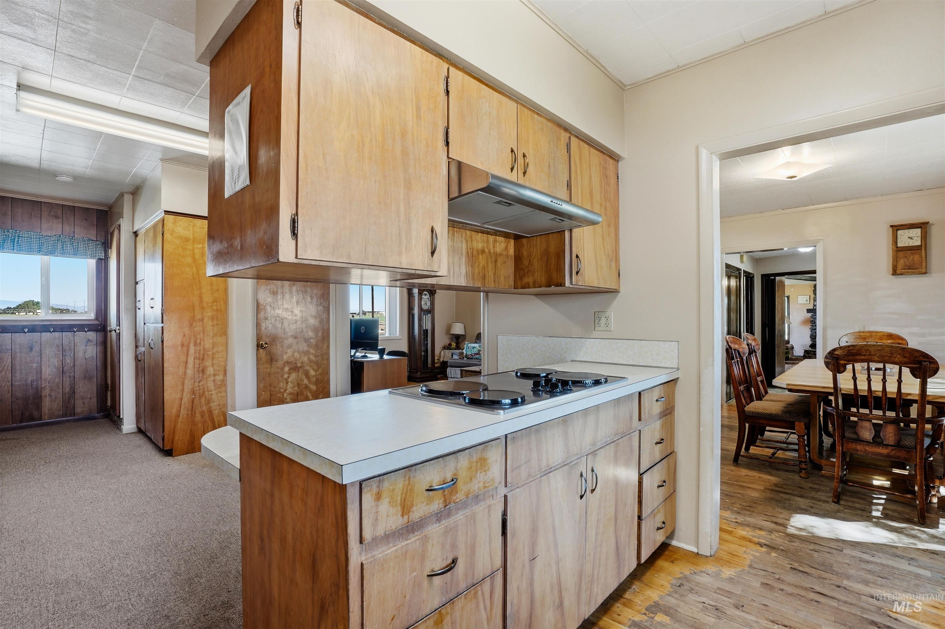 8600 Hillview RD, Emmett, Idaho 83617, 3 Bedrooms, 2 Bathrooms, Farm & Ranch For Sale, Price $899,000, 98987218