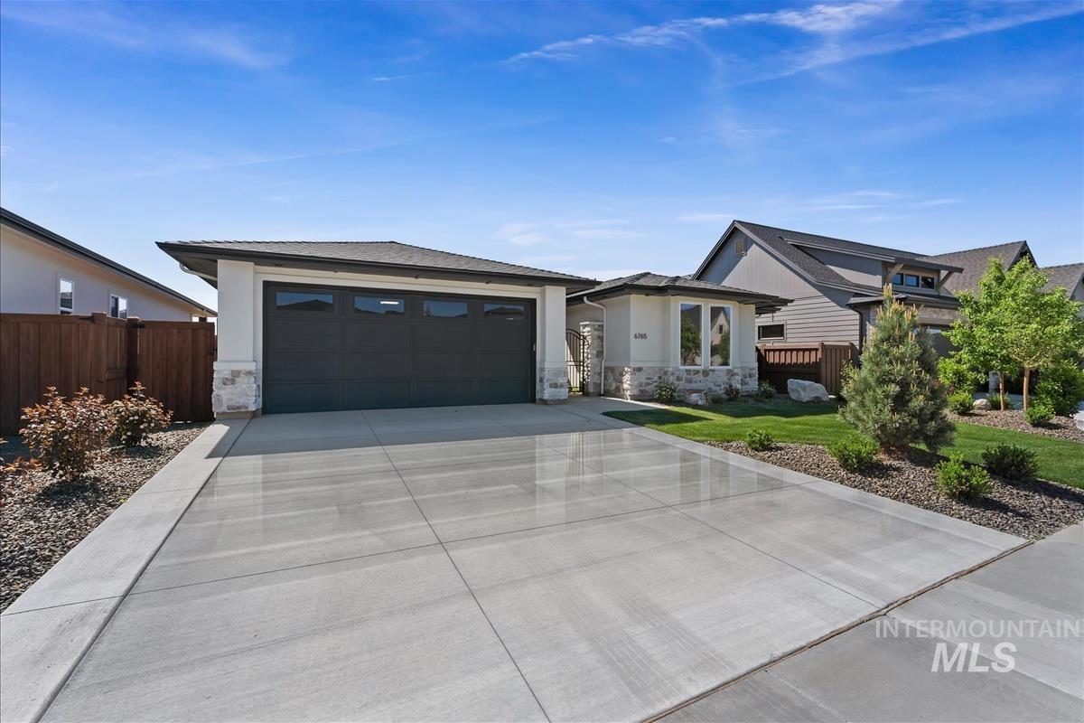 6765 N Willowside Ave, Meridian, Idaho 83646, 3 Bedrooms, 2.5 Bathrooms, Residential For Sale, Price $849,900, 98987220