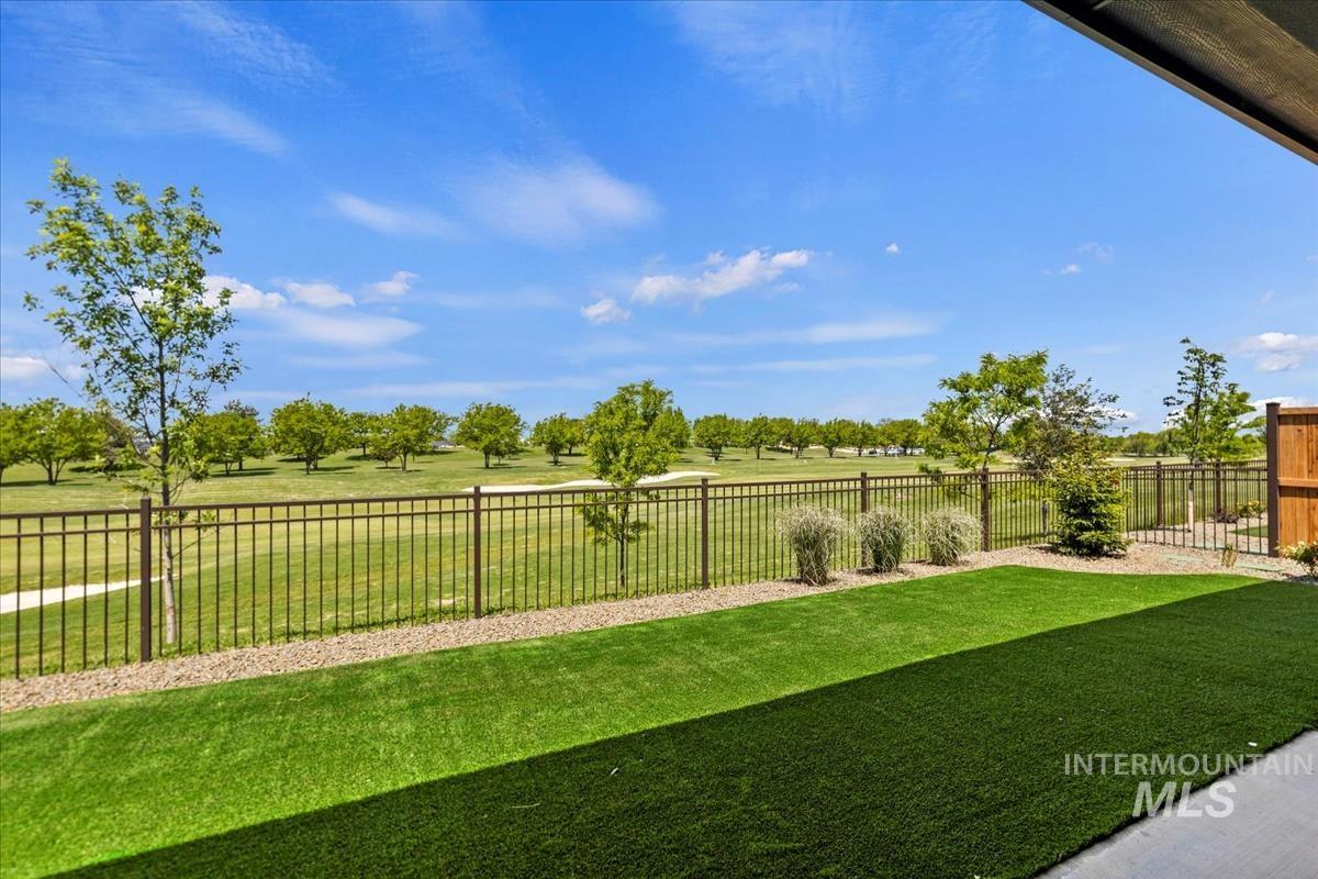 11179 S Corballis Ln, Kuna, Idaho 83634, 3 Bedrooms, 3 Bathrooms, Residential For Sale, Price $699,880, 98987221
