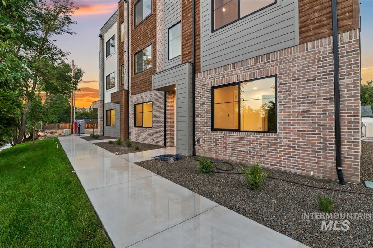 3249 W Moore Street, Boise, Idaho 83702, 3 Bedrooms, 3.5 Bathrooms, Residential For Sale, Price $729,900, 98987224