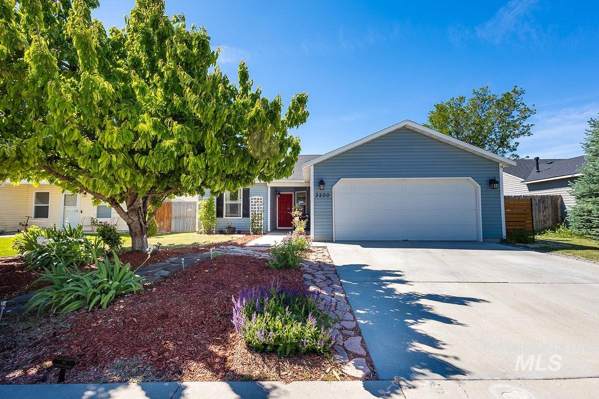 3200 Arcadian Dr, Caldwell, Idaho 83605, 3 Bedrooms, 2 Bathrooms, Residential For Sale, Price $354,900, 98987225