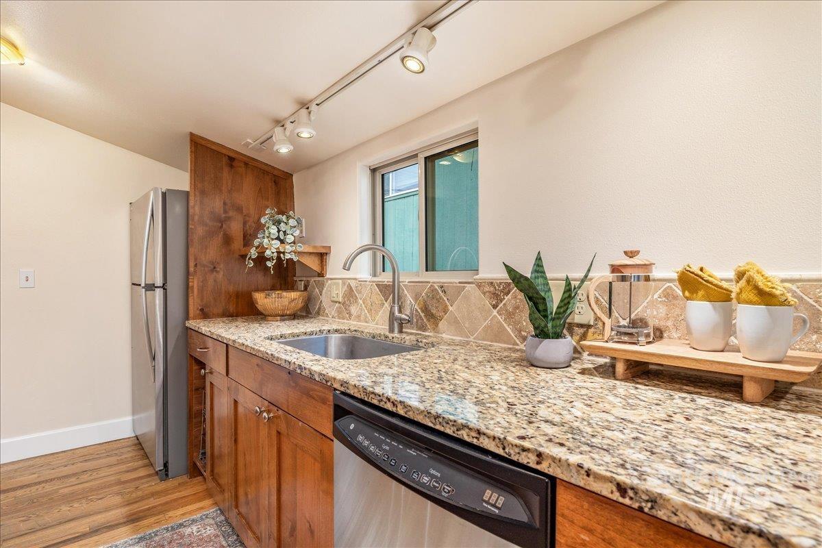 1403 N 7th Street, Boise, Idaho 83702, 3 Bedrooms, 1 Bathroom, Residential For Sale, Price $550,000, 98987226