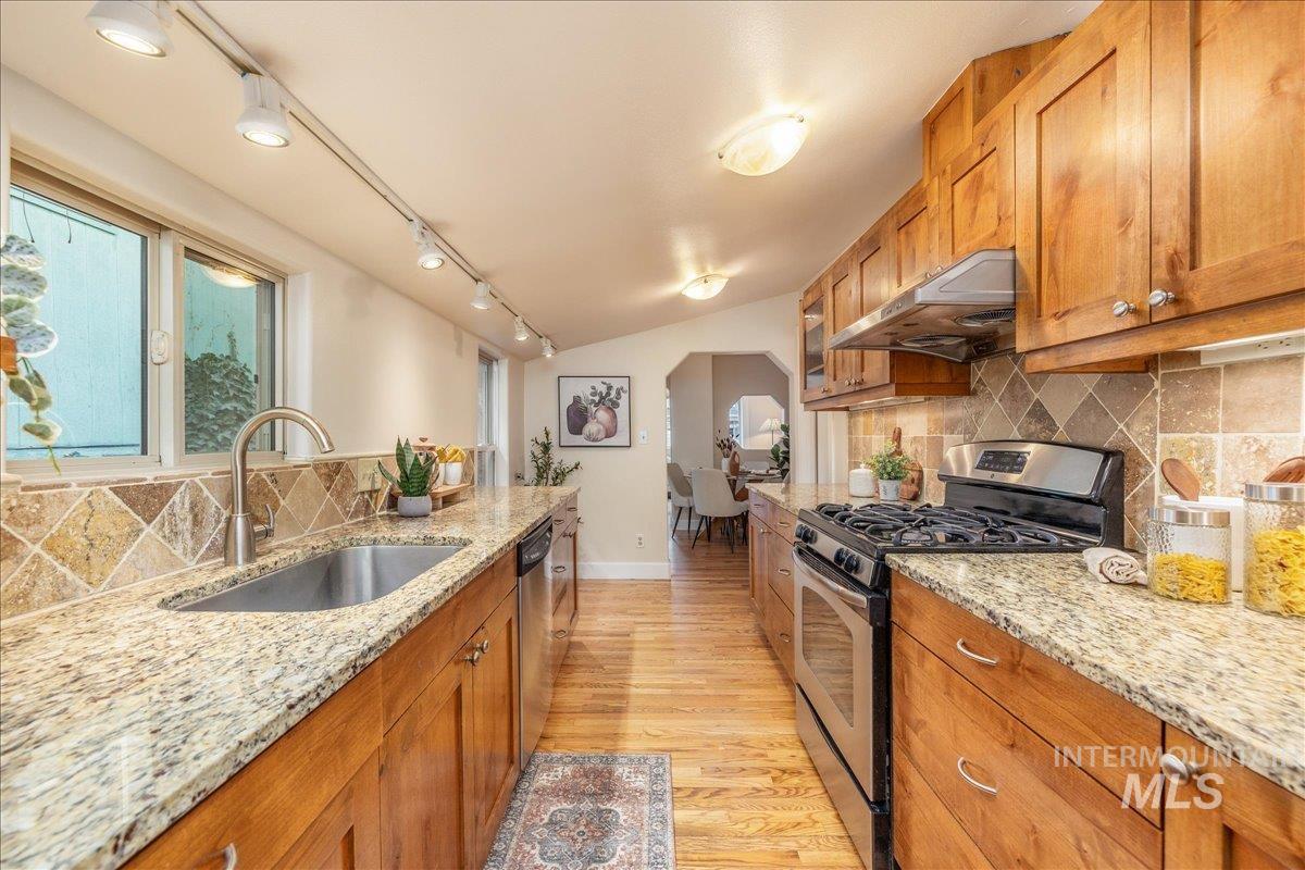 1403 N 7th Street, Boise, Idaho 83702, 3 Bedrooms, 1 Bathroom, Residential For Sale, Price $550,000, 98987226