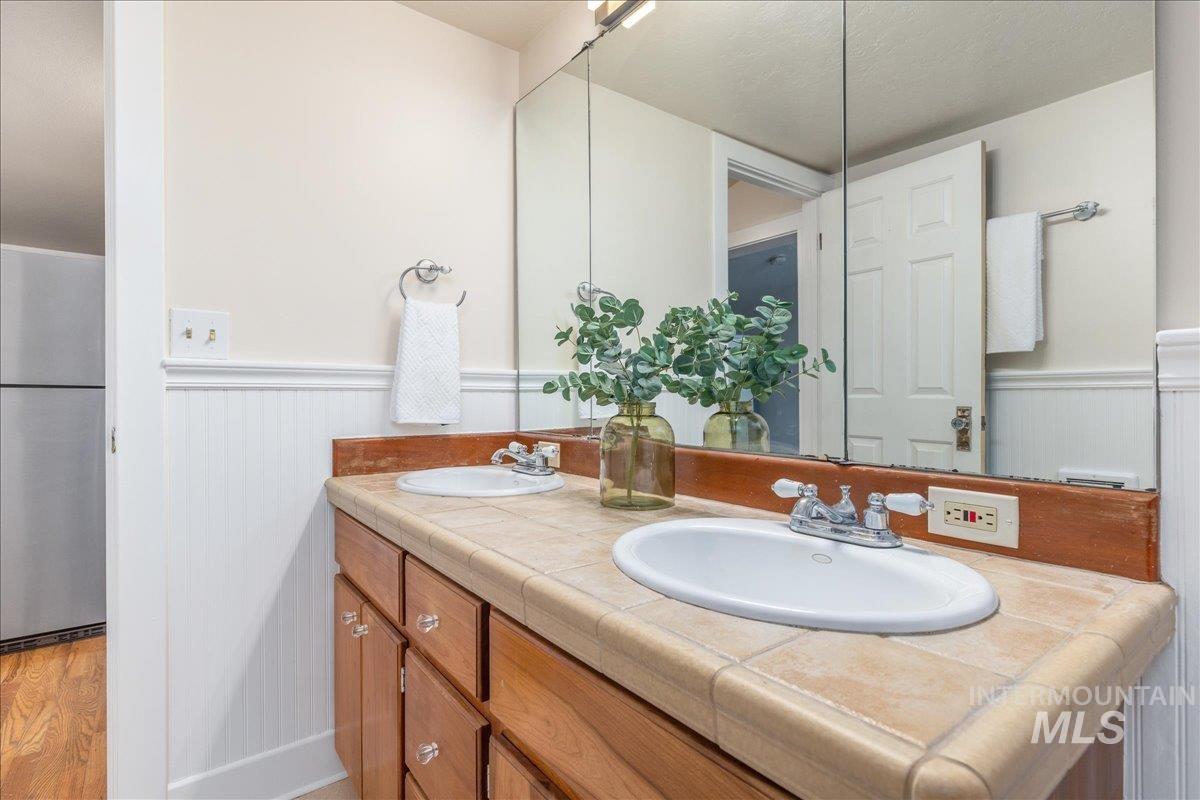 1403 N 7th Street, Boise, Idaho 83702, 3 Bedrooms, 1 Bathroom, Residential For Sale, Price $550,000, 98987226