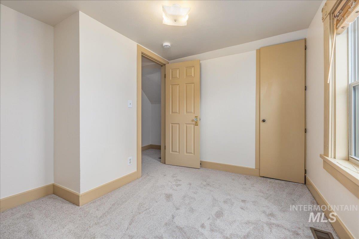 1403 N 7th Street, Boise, Idaho 83702, 3 Bedrooms, 1 Bathroom, Residential For Sale, Price $550,000, 98987226