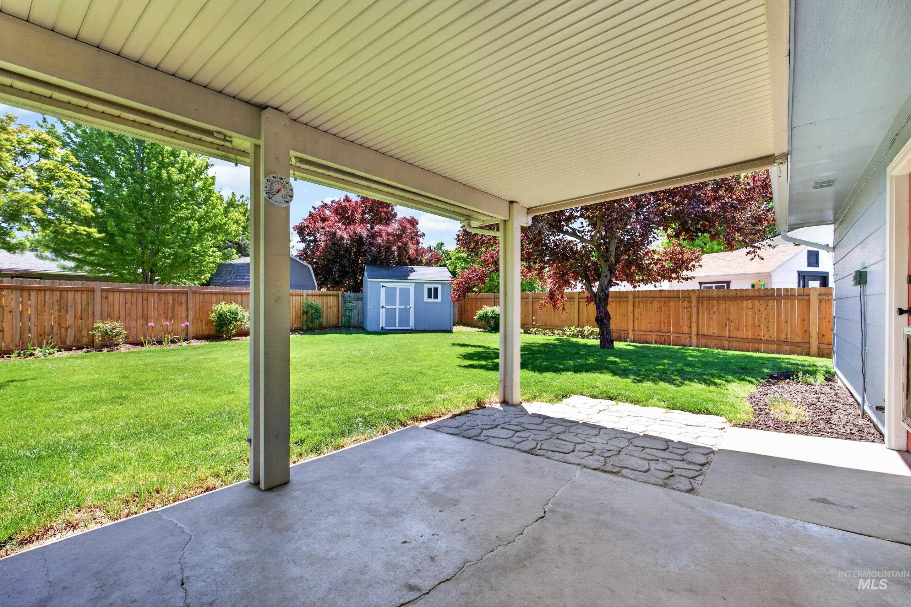 9675 W Caraway Dr, Boise, Idaho 83704, 3 Bedrooms, 2 Bathrooms, Residential For Sale, Price $468,000, 98987231