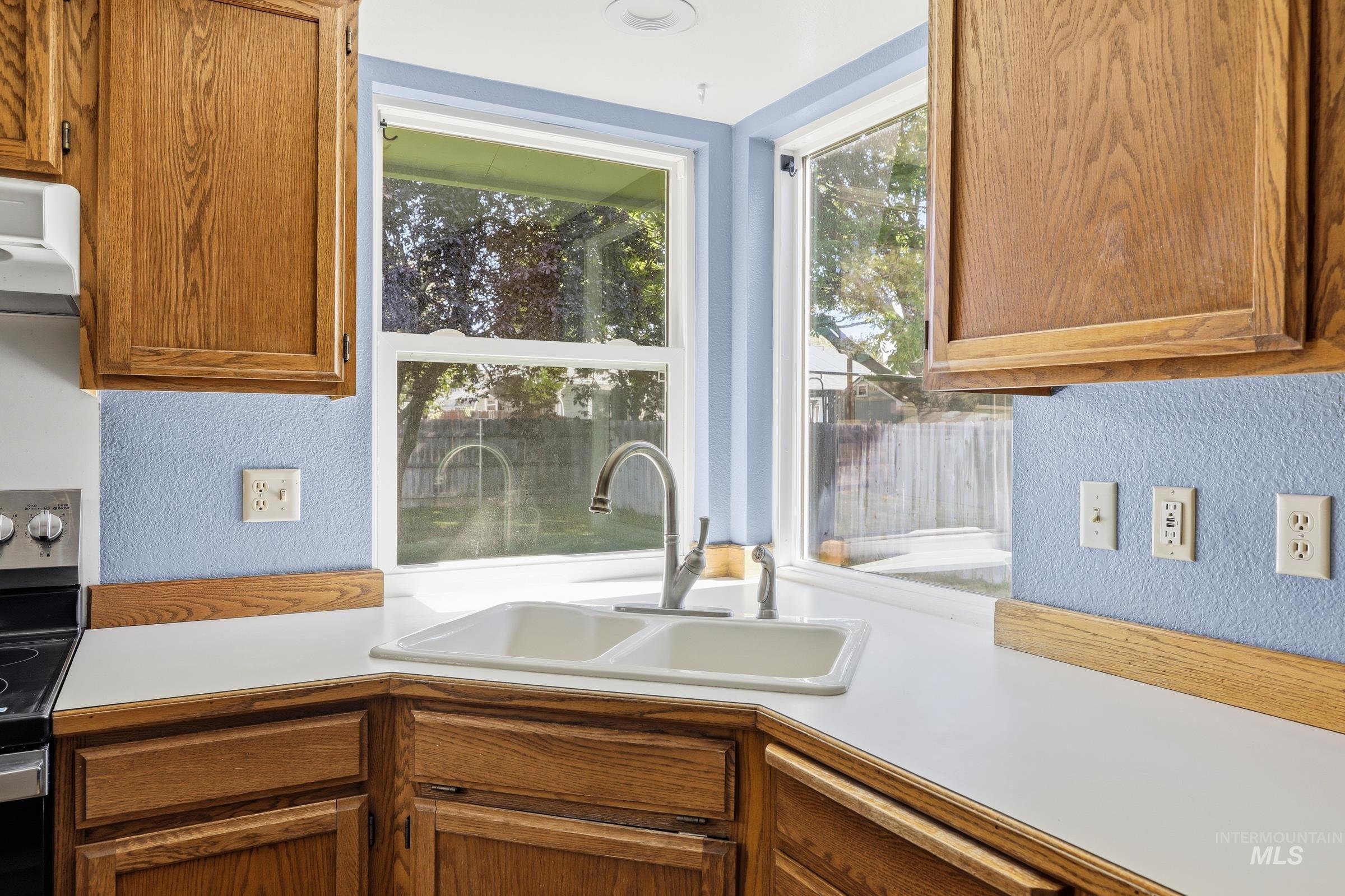 7924 W Amity Road, Boise, Idaho 83709, 3 Bedrooms, 2 Bathrooms, Residential For Sale, Price $387,900, 98987232