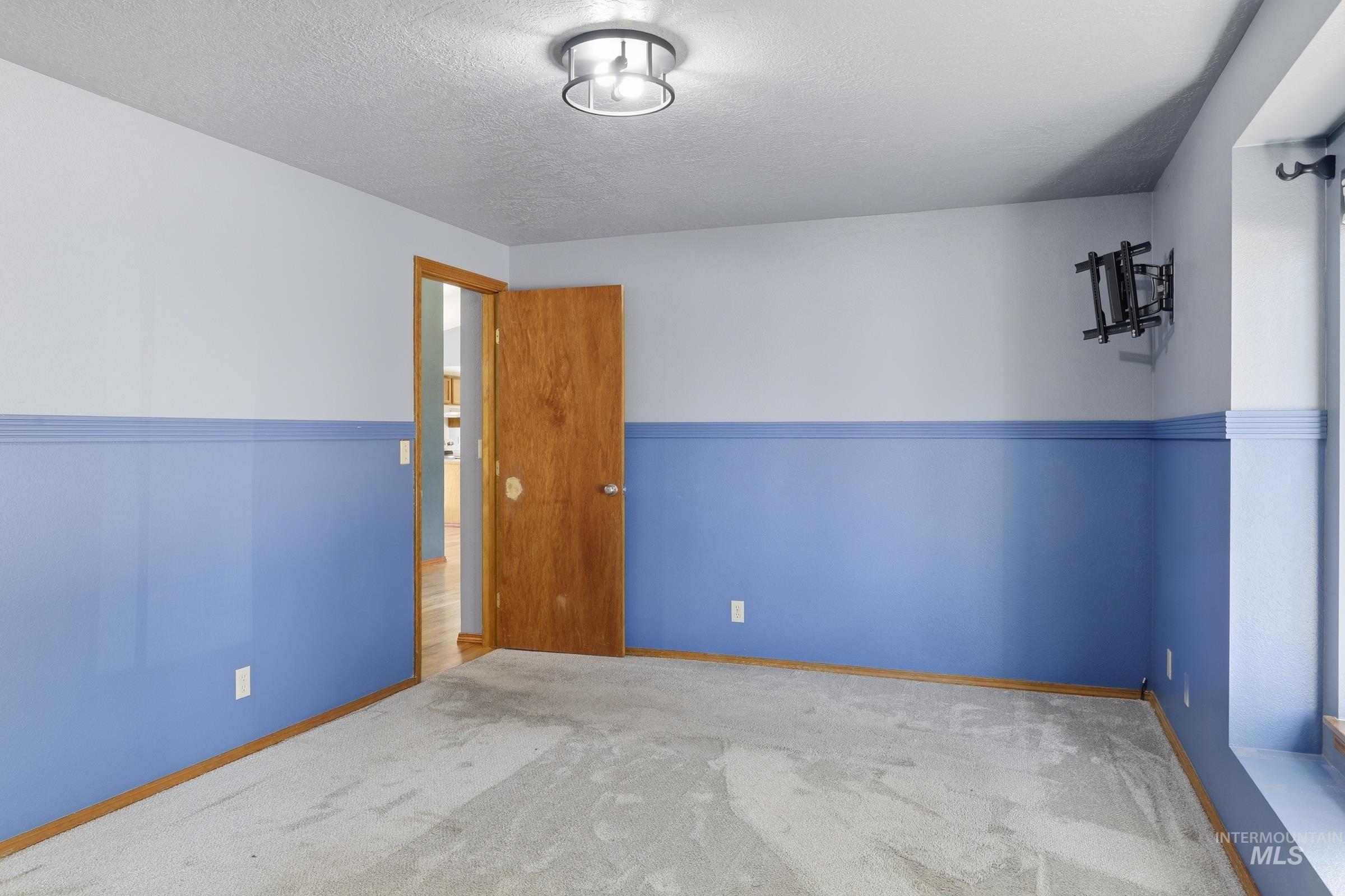 7924 W Amity Road, Boise, Idaho 83709, 3 Bedrooms, 2 Bathrooms, Residential For Sale, Price $387,900, 98987232