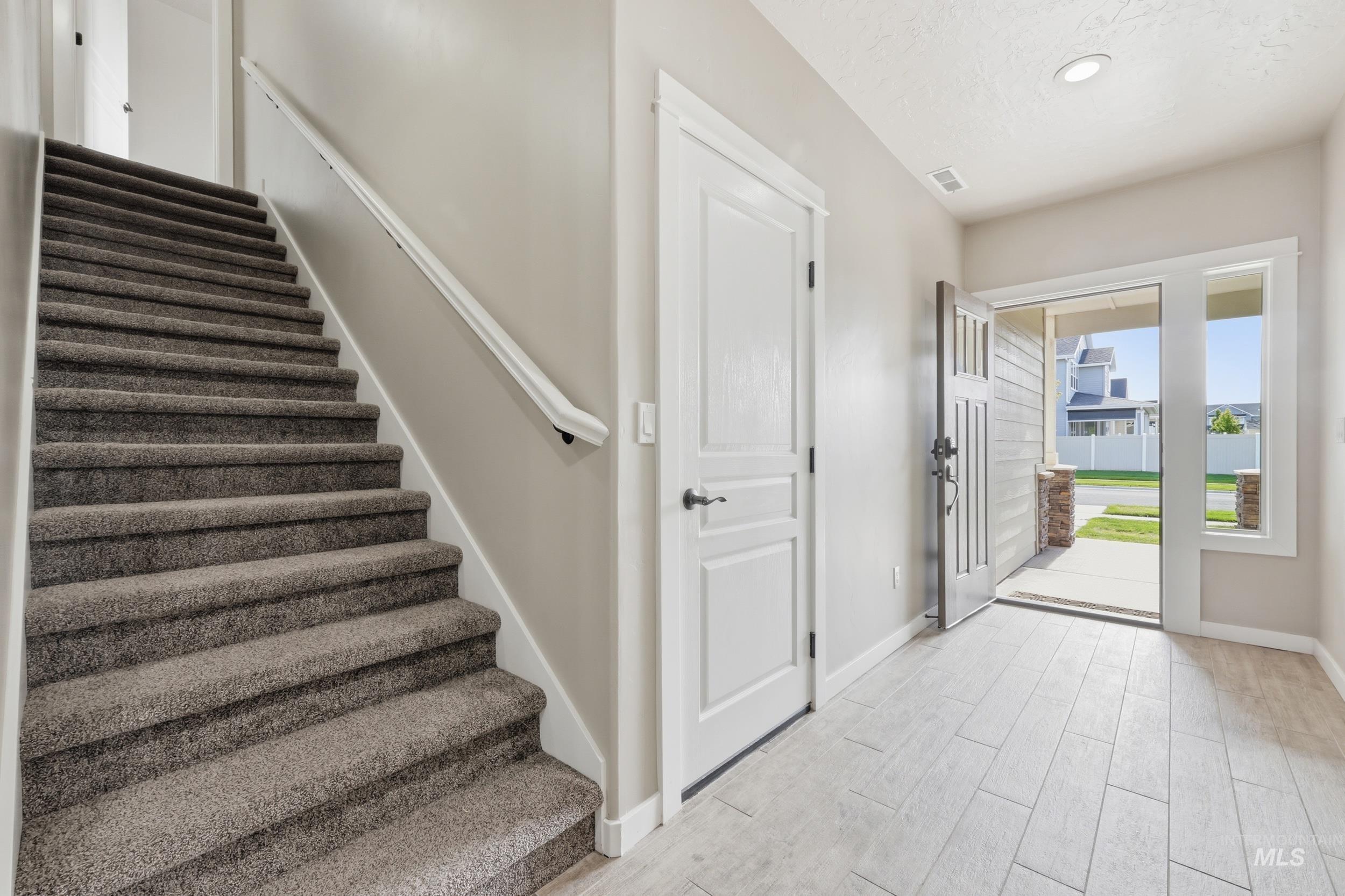 8015 S Topaz Ridge Avenue, Boise, Idaho 83716, 4 Bedrooms, 3 Bathrooms, Residential For Sale, Price $669,900, 98987236