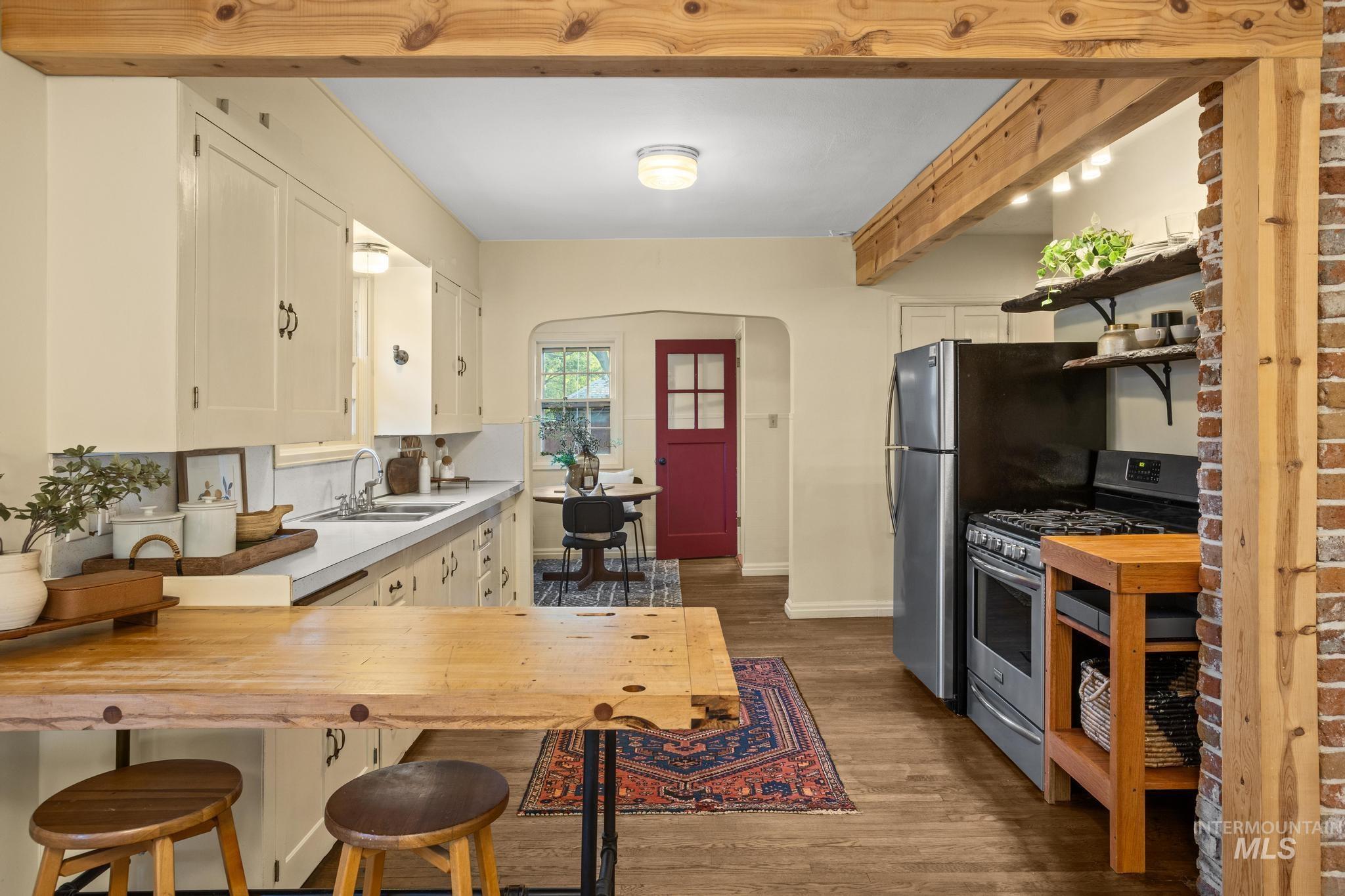 2413 W Woodlawn Ave, Boise, Idaho 83702-3853, 3 Bedrooms, 2 Bathrooms, Residential For Sale, Price $699,000, 98987237