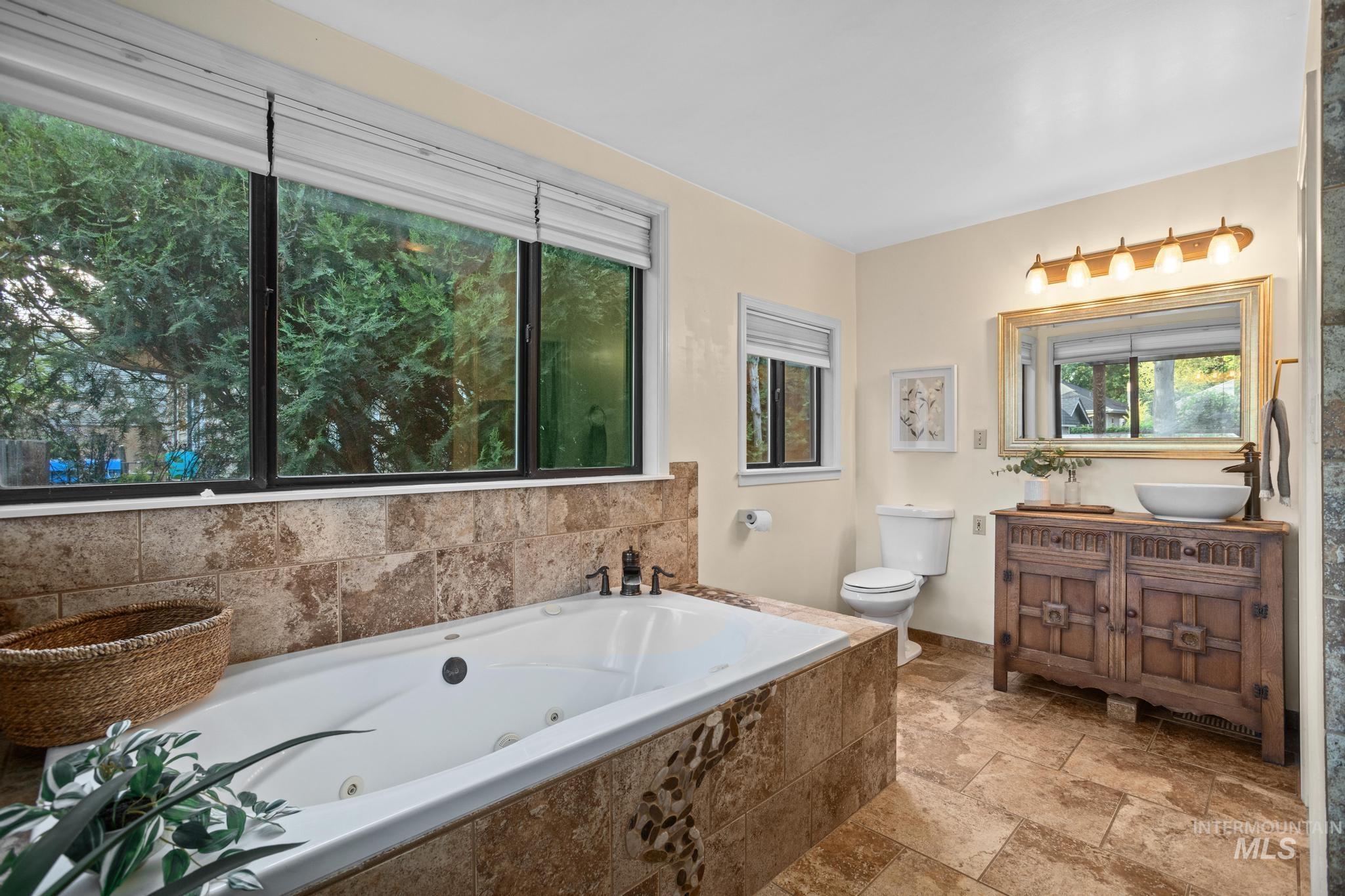 2413 W Woodlawn Ave, Boise, Idaho 83702-3853, 3 Bedrooms, 2 Bathrooms, Residential For Sale, Price $699,000, 98987237