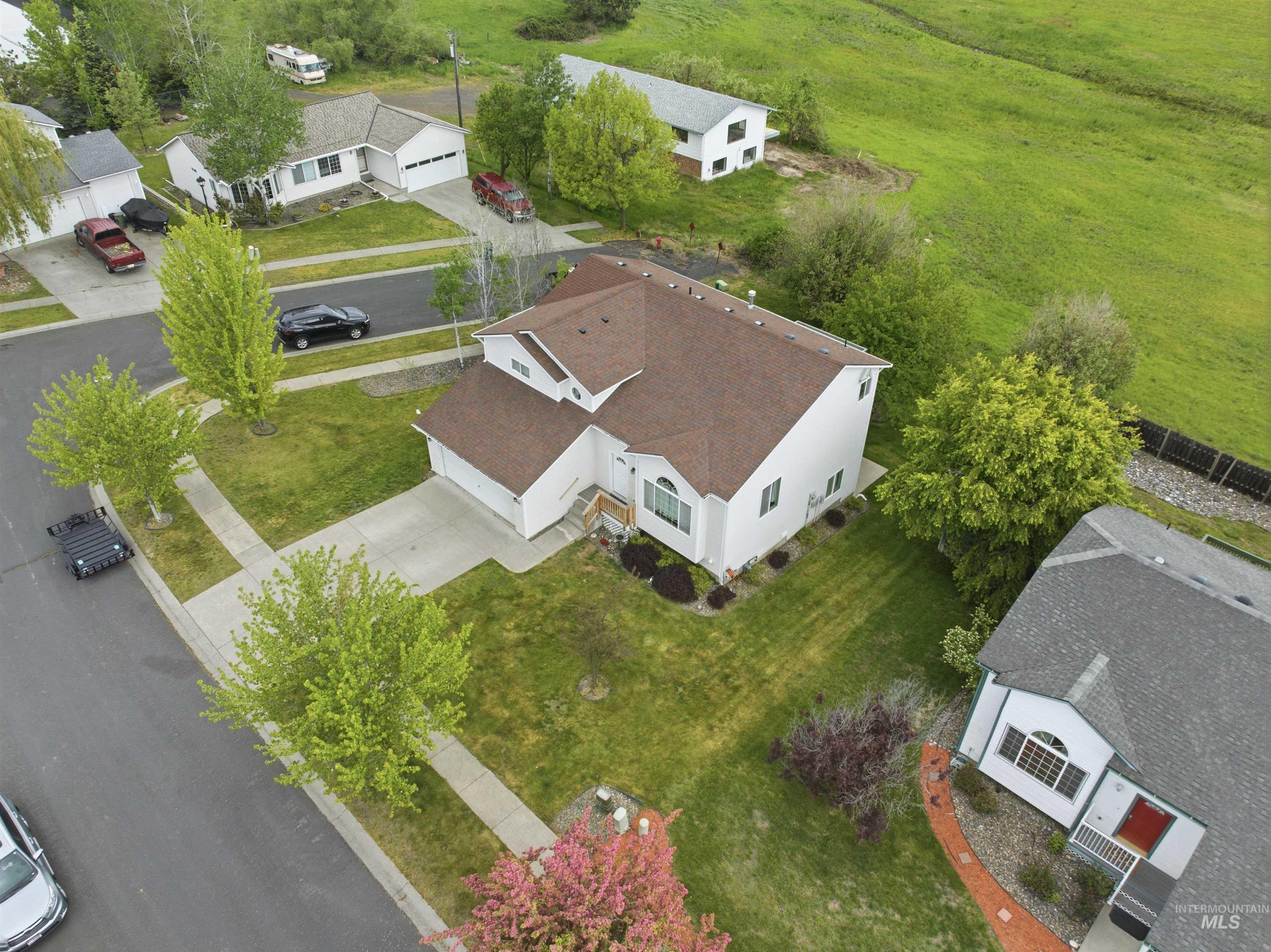 280 Gambels Lane, Moscow, Idaho 83843, 4 Bedrooms, 3 Bathrooms, Residential For Sale, Price $500,000, 98987241