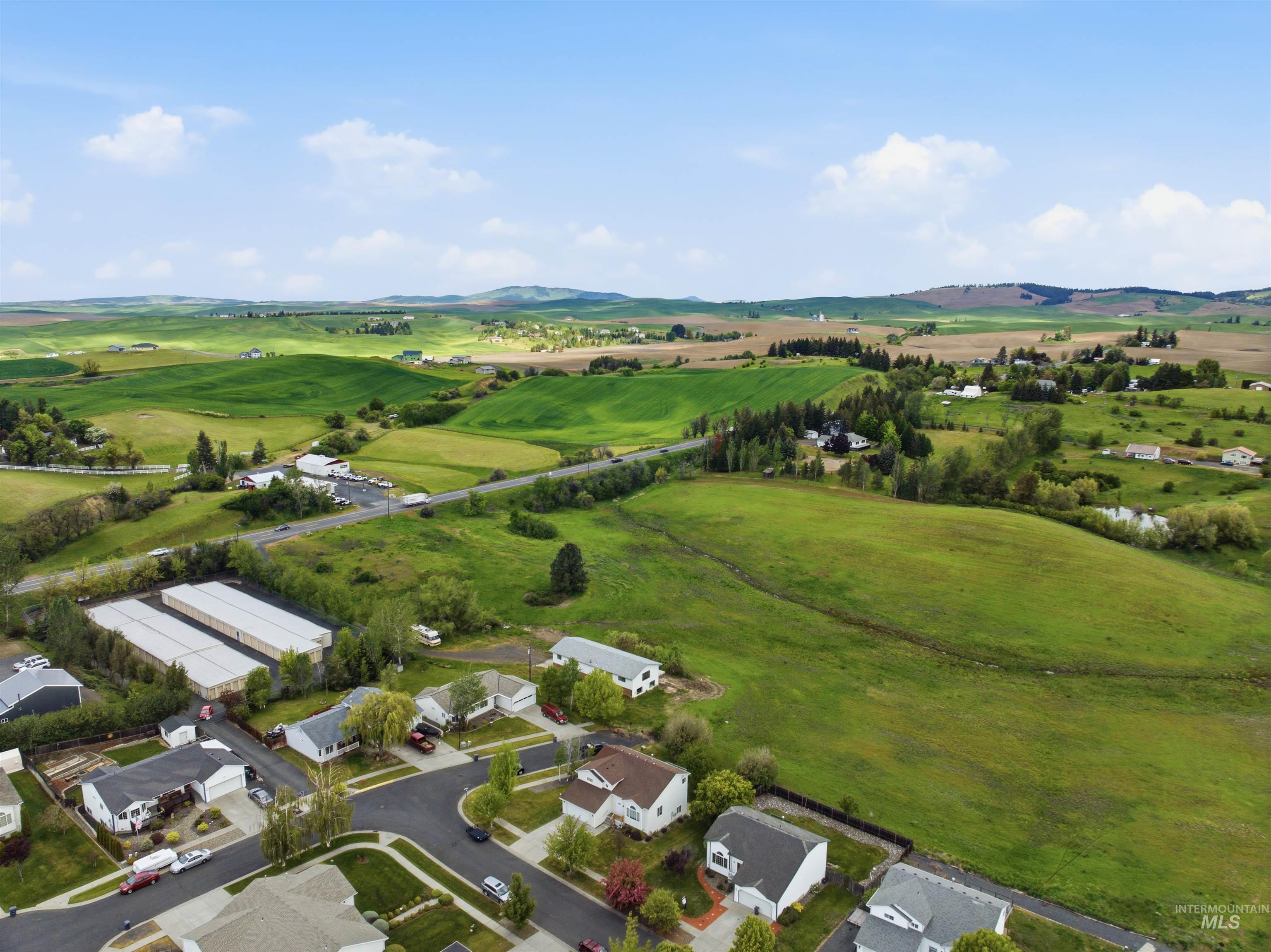 280 Gambels Lane, Moscow, Idaho 83843, 4 Bedrooms, 3 Bathrooms, Residential For Sale, Price $500,000, 98987241
