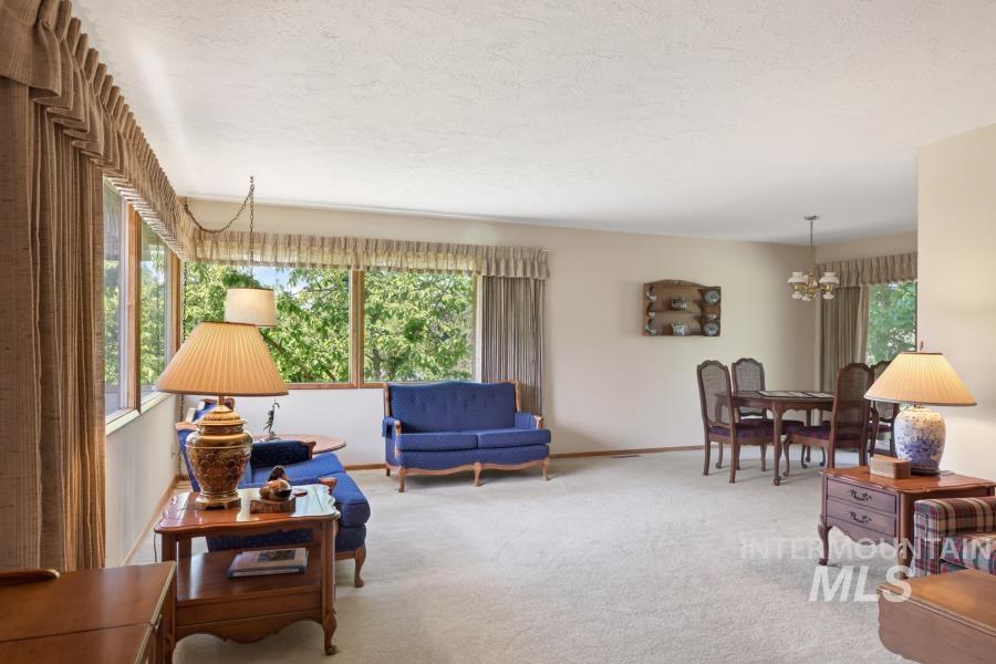1825 Orchard Ave, Moscow, Idaho 83843, 3 Bedrooms, 2 Bathrooms, Residential For Sale, Price $572,000, 98987245