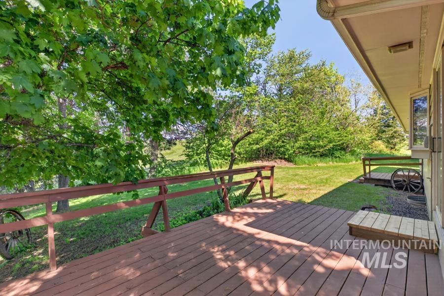 1825 Orchard Ave, Moscow, Idaho 83843, 3 Bedrooms, 2 Bathrooms, Residential For Sale, Price $572,000, 98987245
