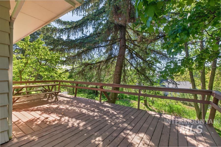 1825 Orchard Ave, Moscow, Idaho 83843, 3 Bedrooms, 2 Bathrooms, Residential For Sale, Price $572,000, 98987245