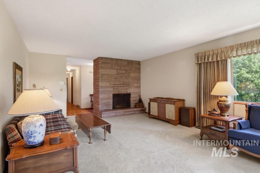 1825 Orchard Ave, Moscow, Idaho 83843, 3 Bedrooms, 2 Bathrooms, Residential For Sale, Price $572,000, 98987245
