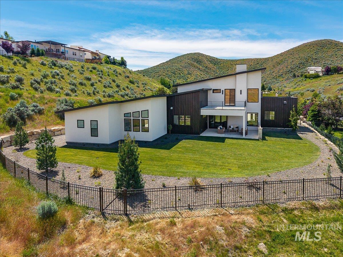 4219 N Goshawk Way, Boise, Idaho 83703, 4 Bedrooms, 3.5 Bathrooms, Residential For Sale, Price $1,700,000, 98987249