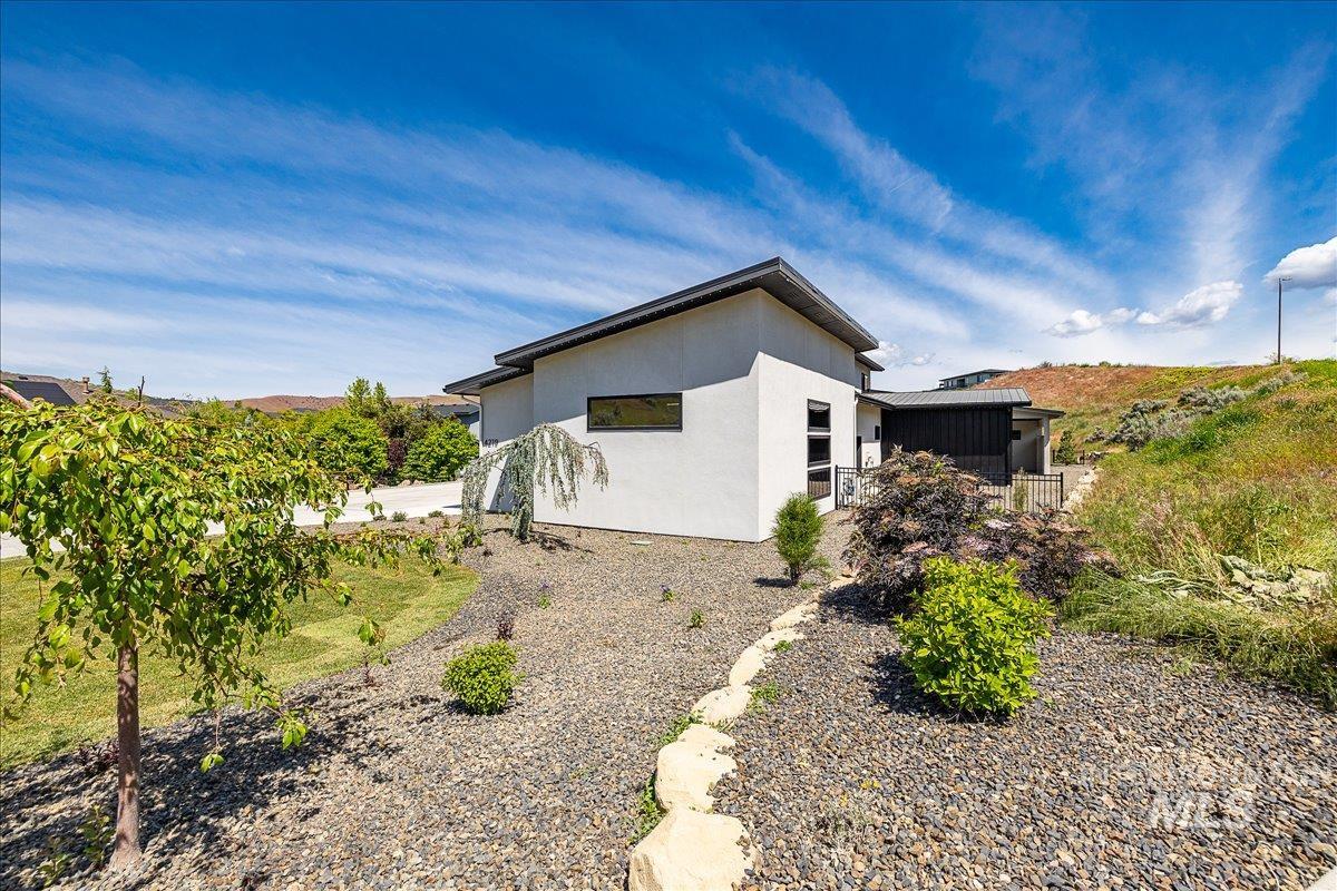 4219 N Goshawk Way, Boise, Idaho 83703, 4 Bedrooms, 3.5 Bathrooms, Residential For Sale, Price $1,700,000, 98987249