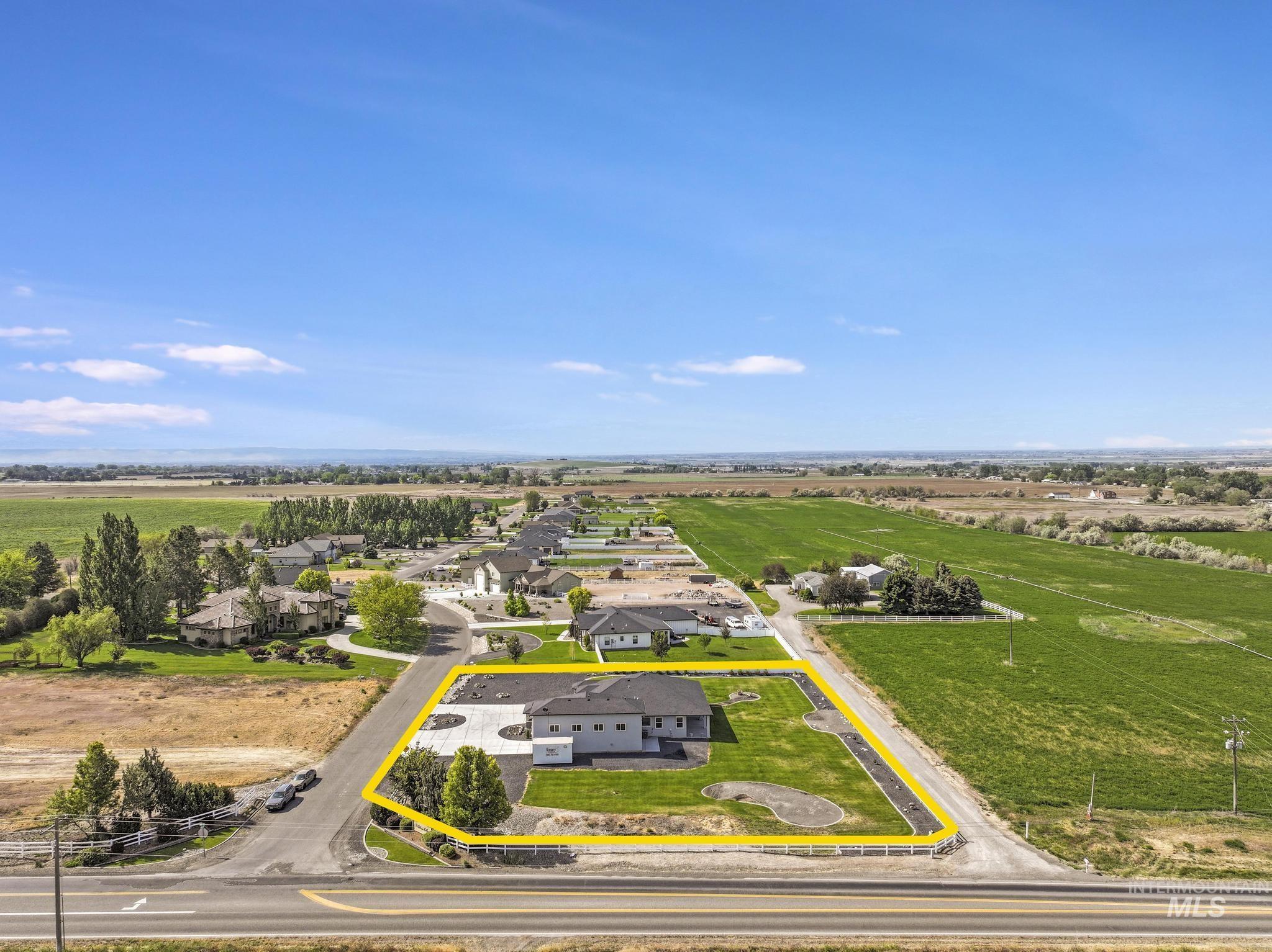 103 S 160 W, Jerome, Idaho 83338, 4 Bedrooms, 3.5 Bathrooms, Residential For Sale, Price $670,000, 98987250
