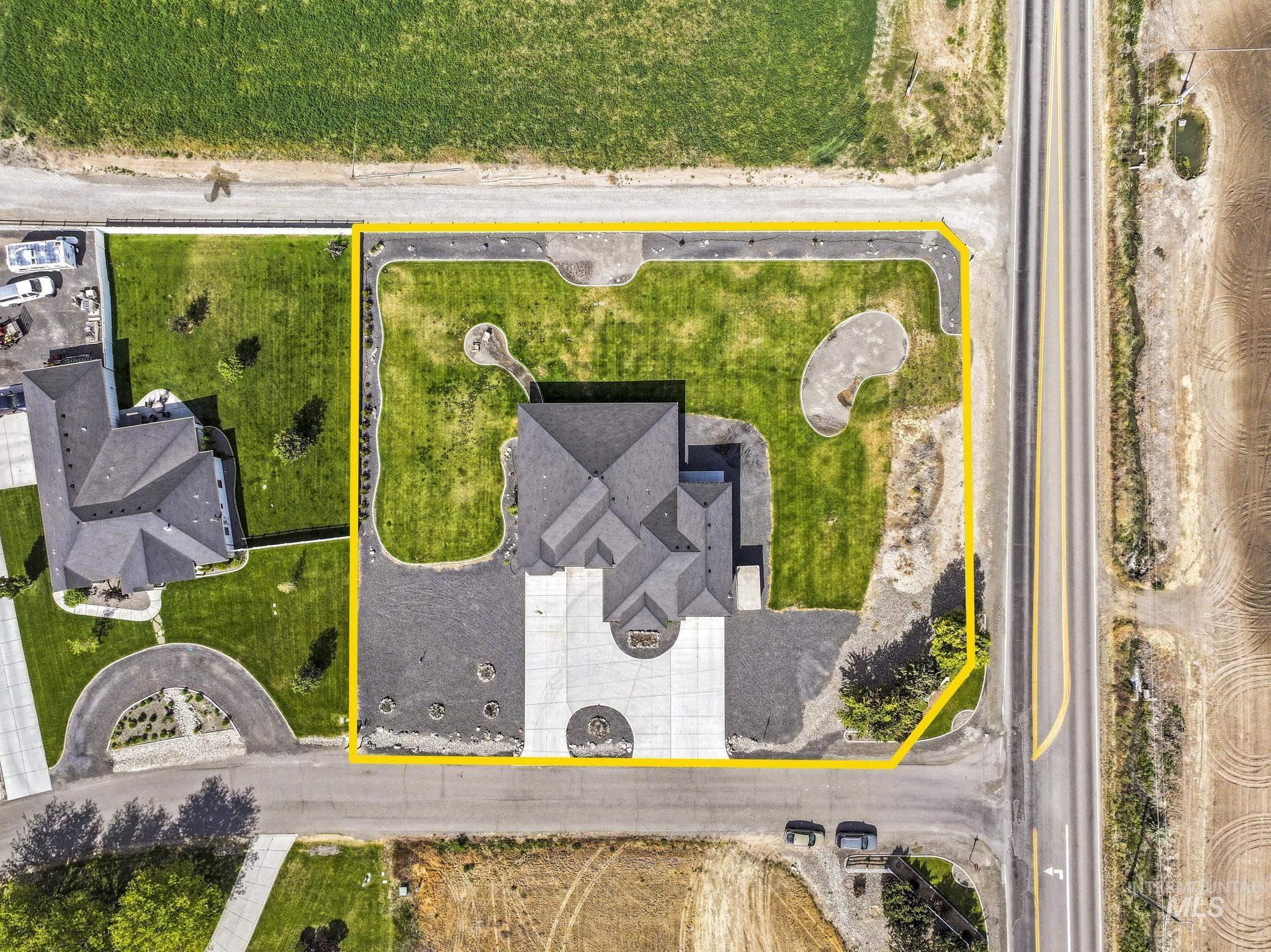103 S 160 W, Jerome, Idaho 83338, 4 Bedrooms, 3.5 Bathrooms, Residential For Sale, Price $670,000, 98987250