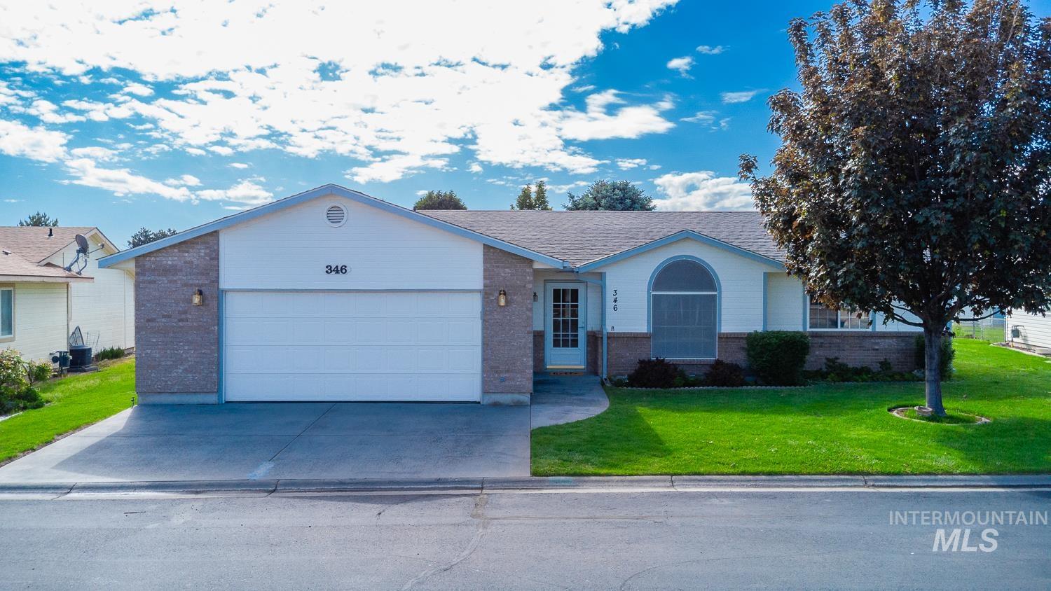 346 B St, Nampa, Idaho 83651, 3 Bedrooms, 2 Bathrooms, Residential For Sale, Price $299,000, 98987251