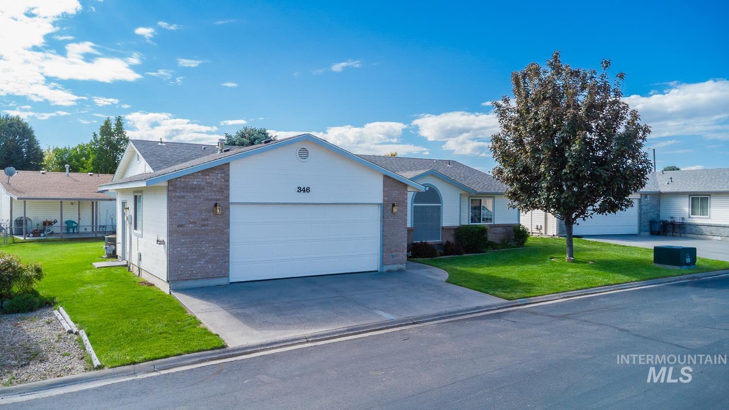 346 B St, Nampa, Idaho 83651, 3 Bedrooms, 2 Bathrooms, Residential For Sale, Price $299,000, 98987251