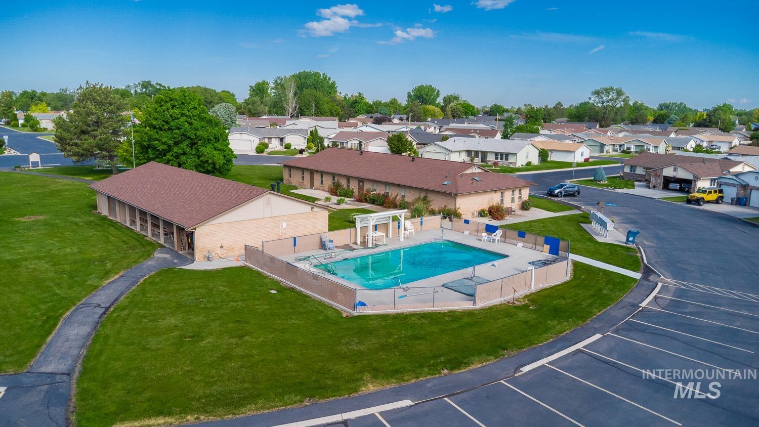 346 B St, Nampa, Idaho 83651, 3 Bedrooms, 2 Bathrooms, Residential For Sale, Price $299,000, 98987251