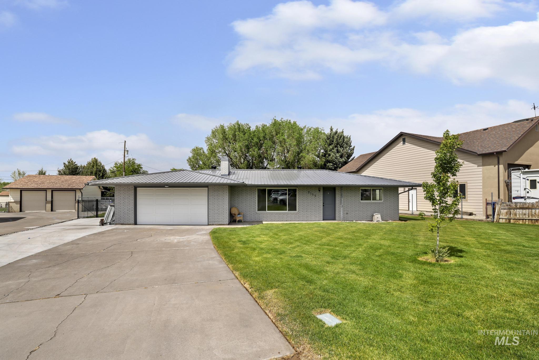 2155 Rancho Vista, Twin Falls, Idaho 83301, 2 Bedrooms, 2 Bathrooms, Residential For Sale, Price $375,000, 98987252
