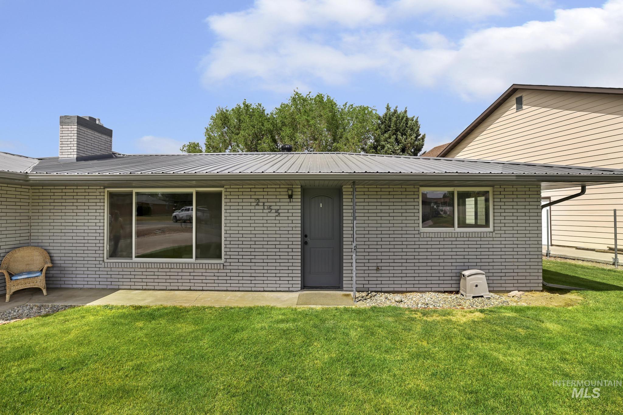 2155 Rancho Vista, Twin Falls, Idaho 83301, 2 Bedrooms, 2 Bathrooms, Residential For Sale, Price $375,000, 98987252