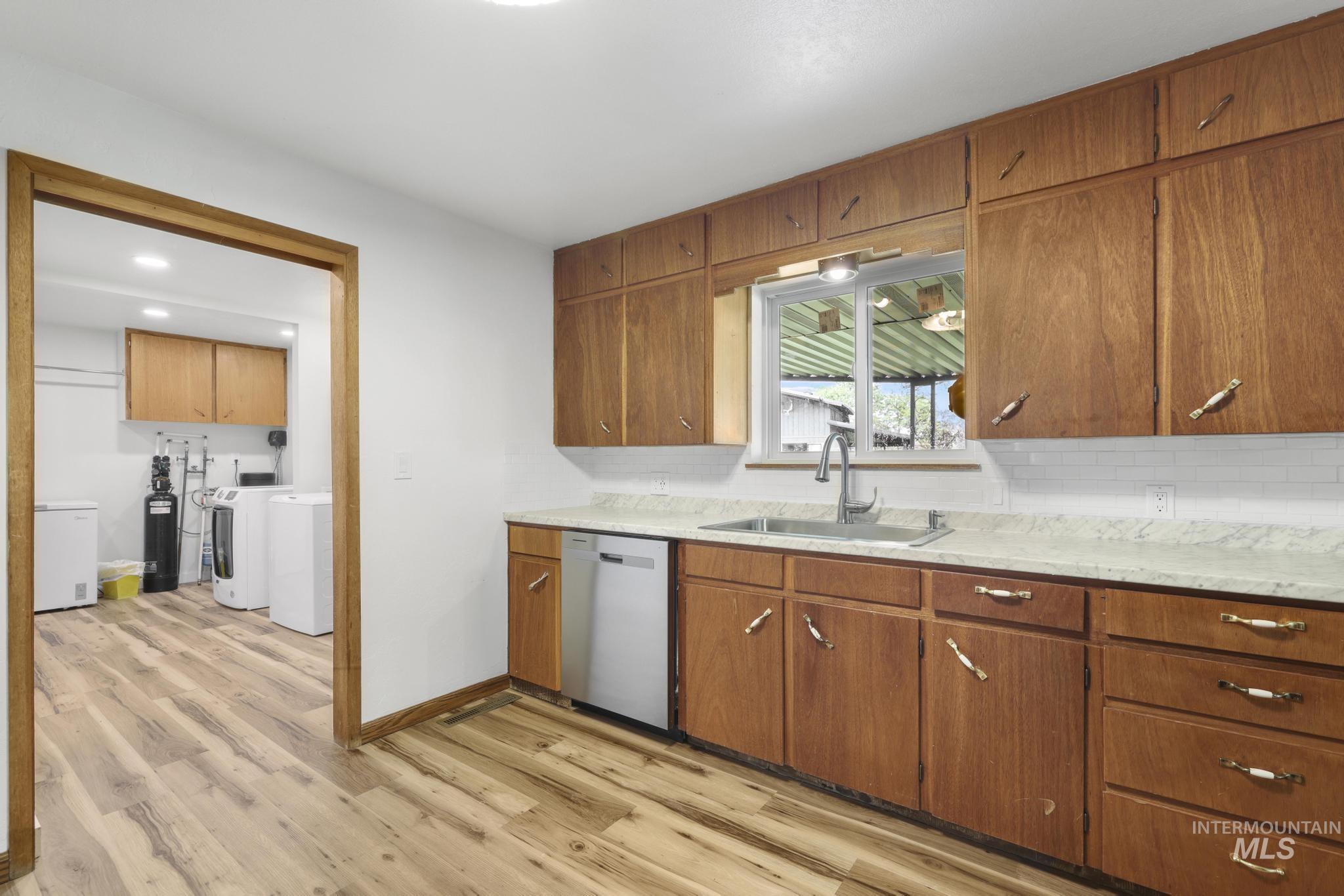 2155 Rancho Vista, Twin Falls, Idaho 83301, 2 Bedrooms, 2 Bathrooms, Residential For Sale, Price $375,000, 98987252