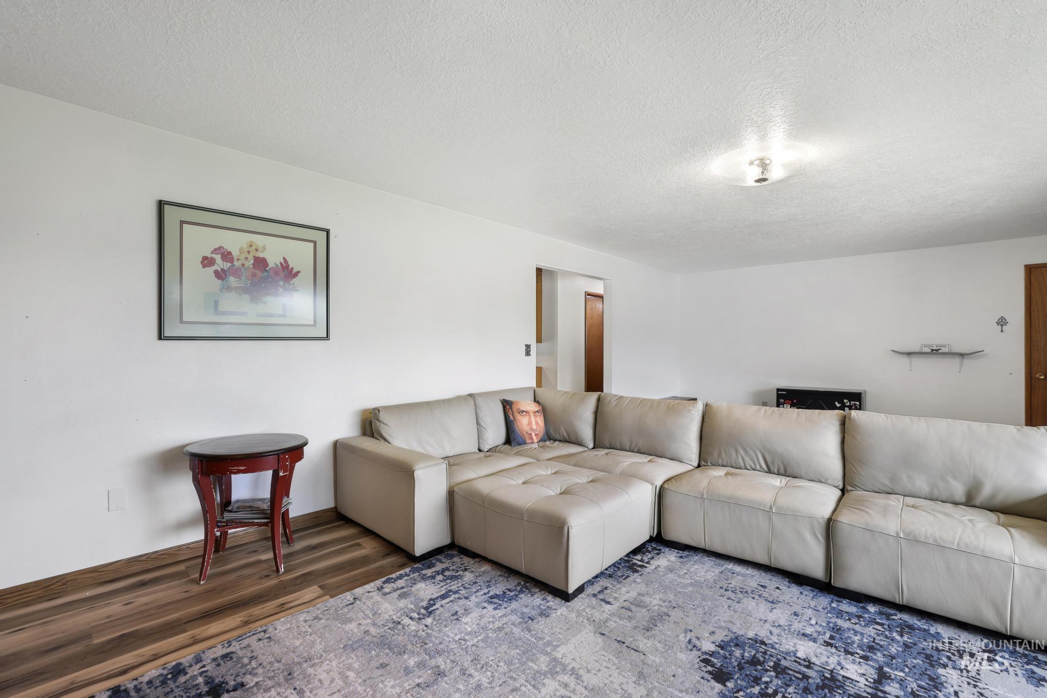 2155 Rancho Vista, Twin Falls, Idaho 83301, 2 Bedrooms, 2 Bathrooms, Residential For Sale, Price $375,000, 98987252