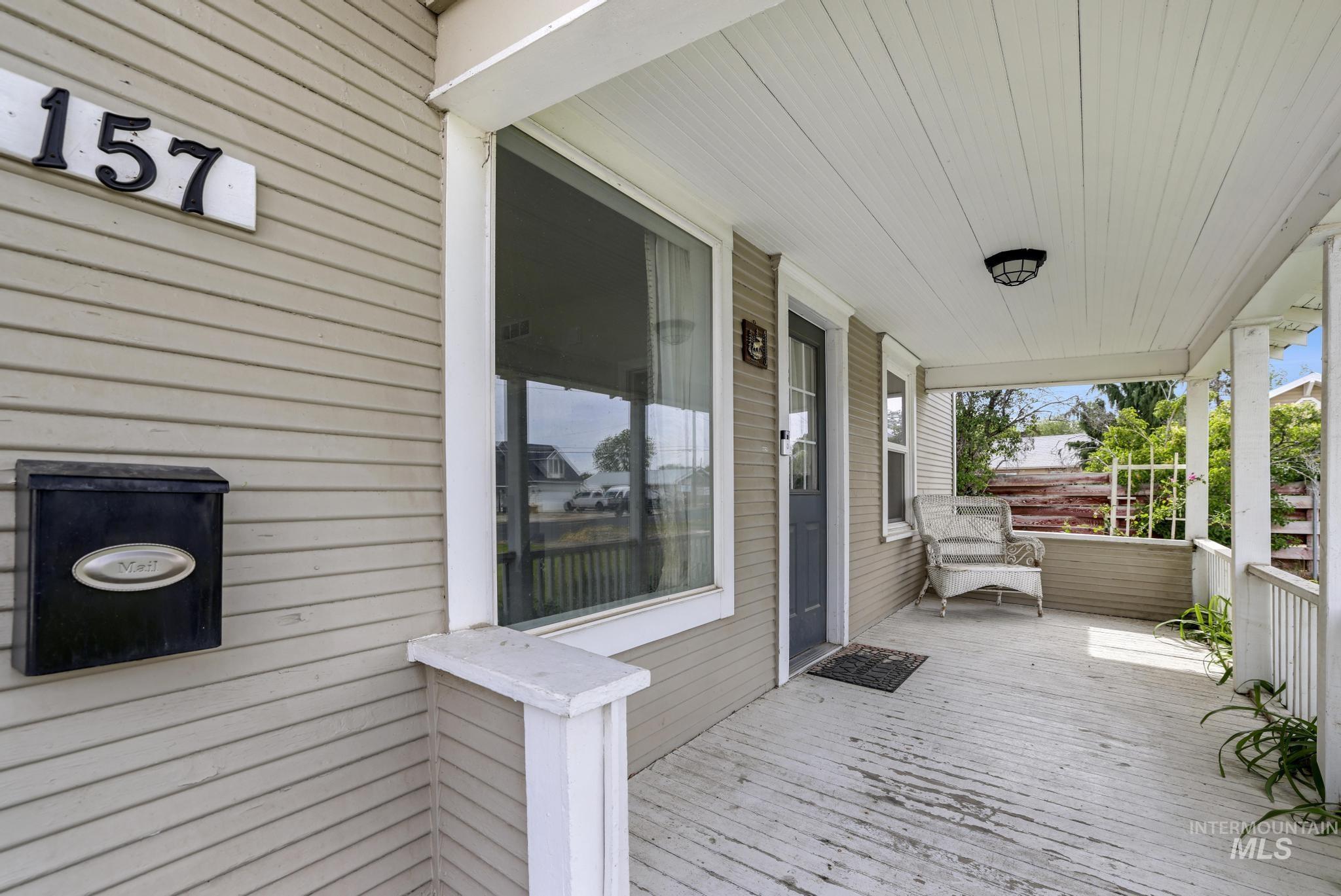 157 Filer Ave W, Twin Falls, Idaho 83301-4616, 2 Bedrooms, 1 Bathroom, Residential For Sale, Price $230,000, 98987255