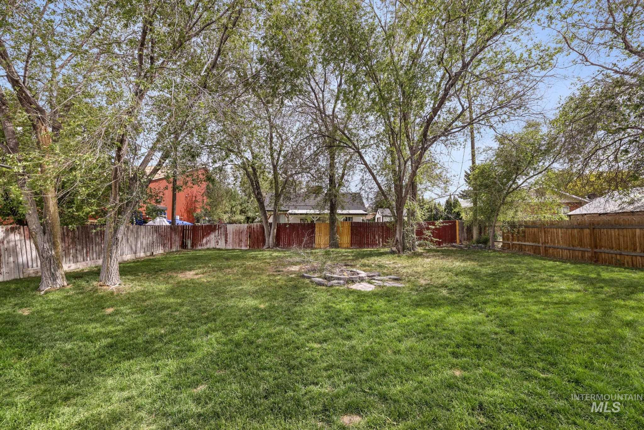 157 Filer Ave W, Twin Falls, Idaho 83301-4616, 2 Bedrooms, 1 Bathroom, Residential For Sale, Price $230,000, 98987255