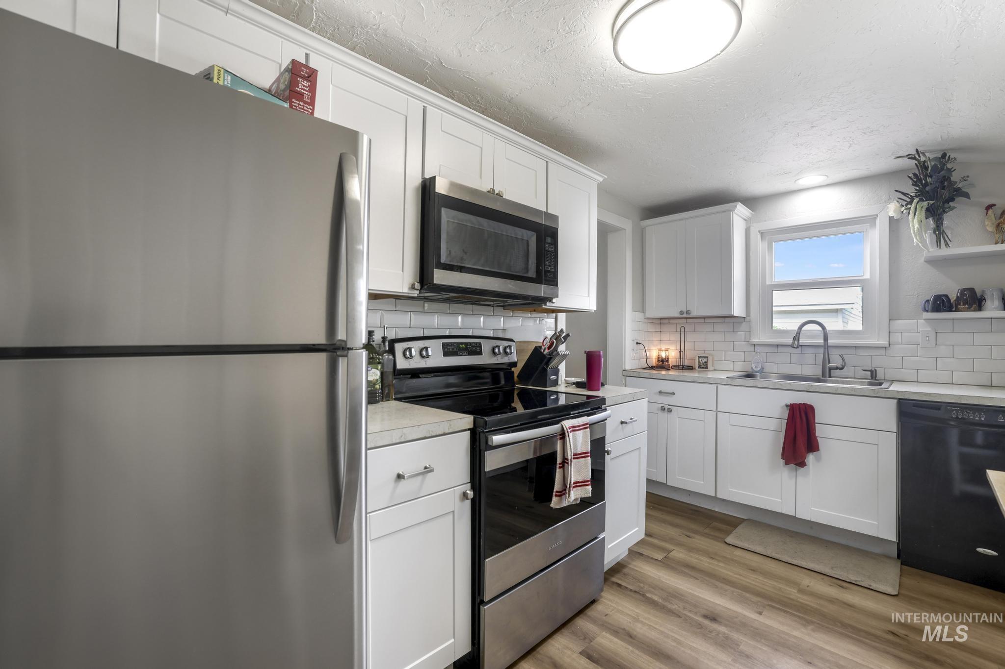 157 Filer Ave W, Twin Falls, Idaho 83301-4616, 2 Bedrooms, 1 Bathroom, Residential For Sale, Price $230,000, 98987255
