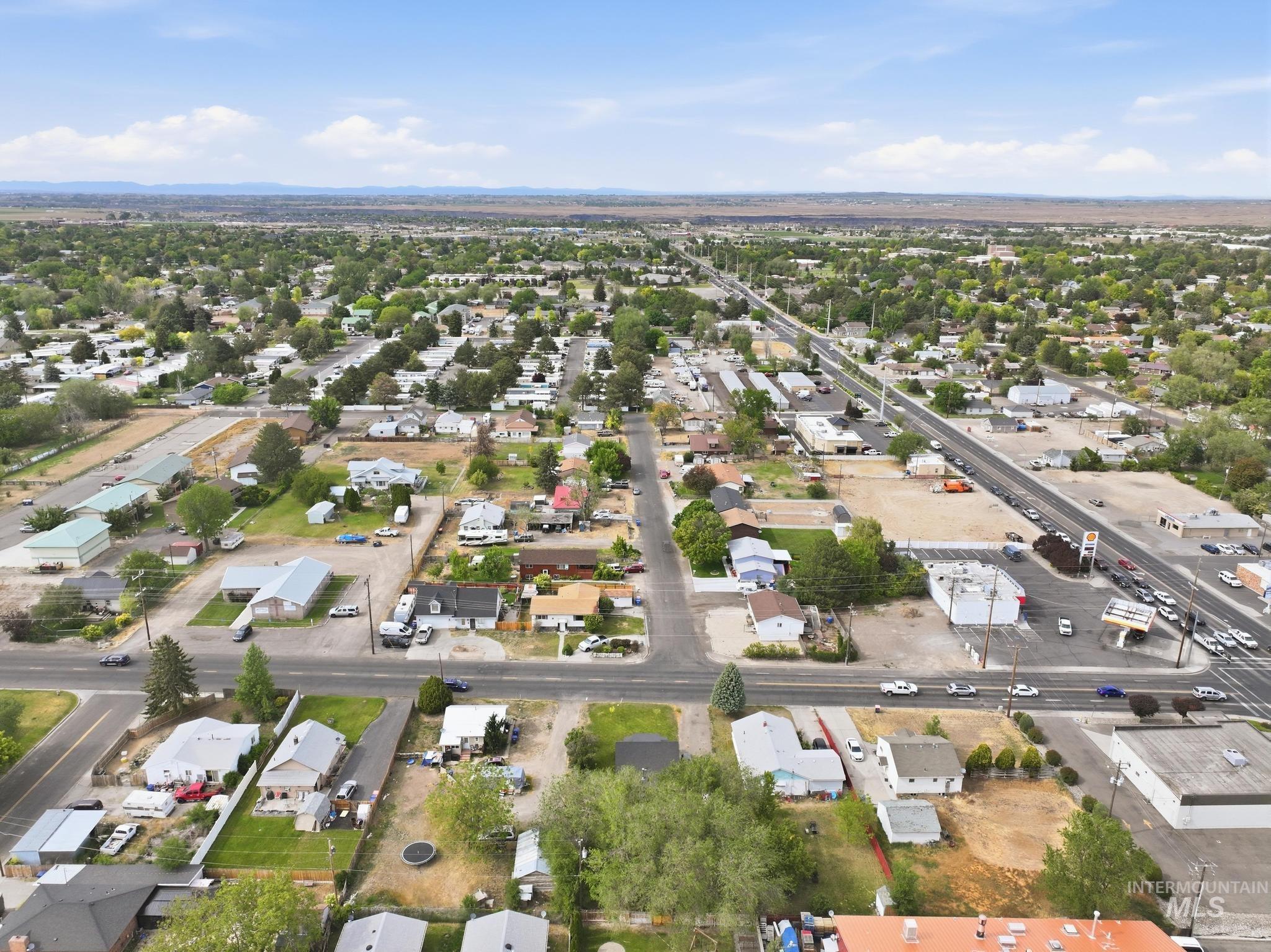157 Filer Ave W, Twin Falls, Idaho 83301-4616, 2 Bedrooms, 1 Bathroom, Residential For Sale, Price $230,000, 98987255
