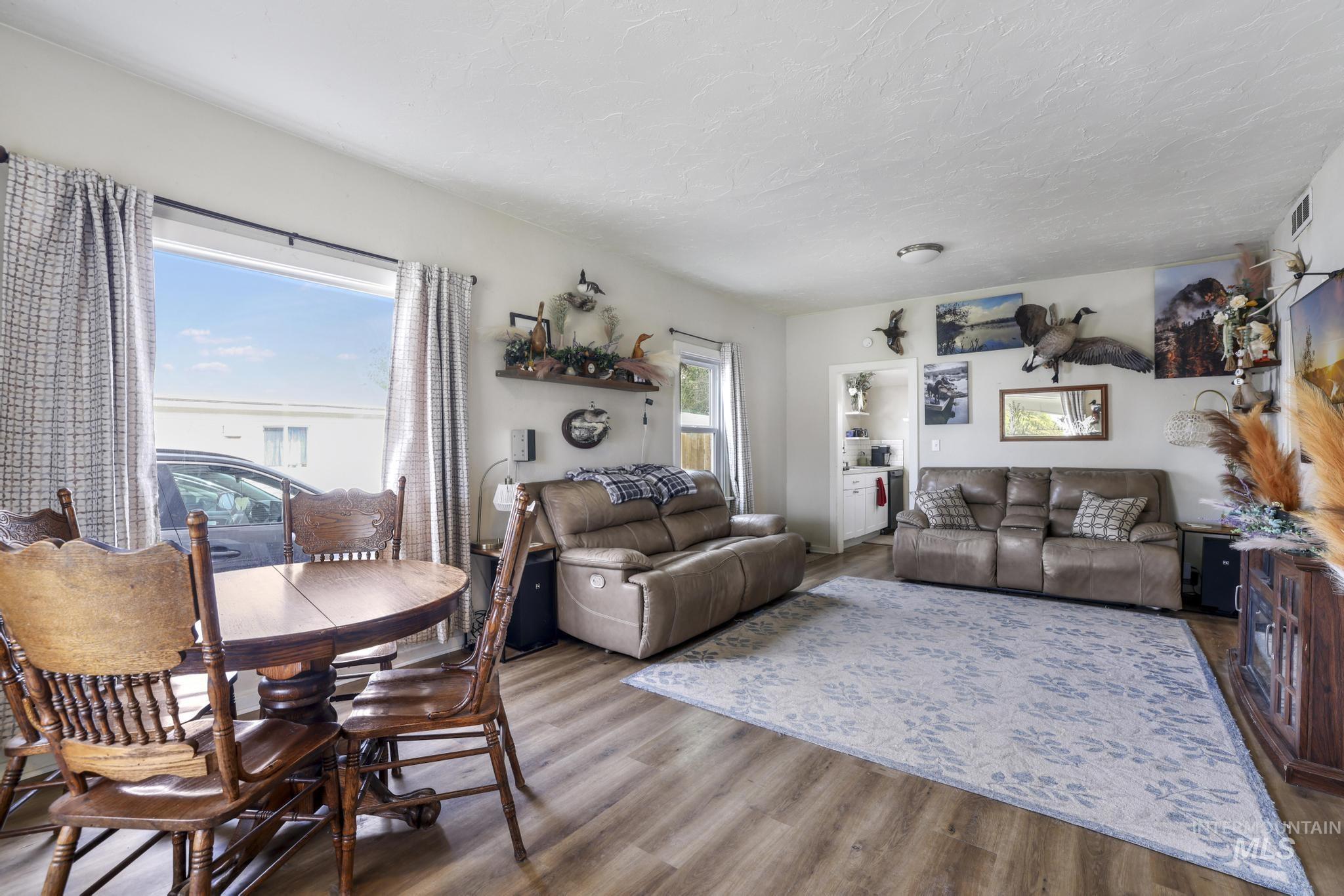 157 Filer Ave W, Twin Falls, Idaho 83301-4616, 2 Bedrooms, 1 Bathroom, Residential For Sale, Price $230,000, 98987255