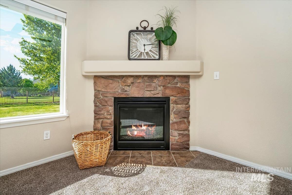182 E Ironstone Drive, Meridian, Idaho 83646, 4 Bedrooms, 2.5 Bathrooms, Residential For Sale, Price $475,000, 98987256