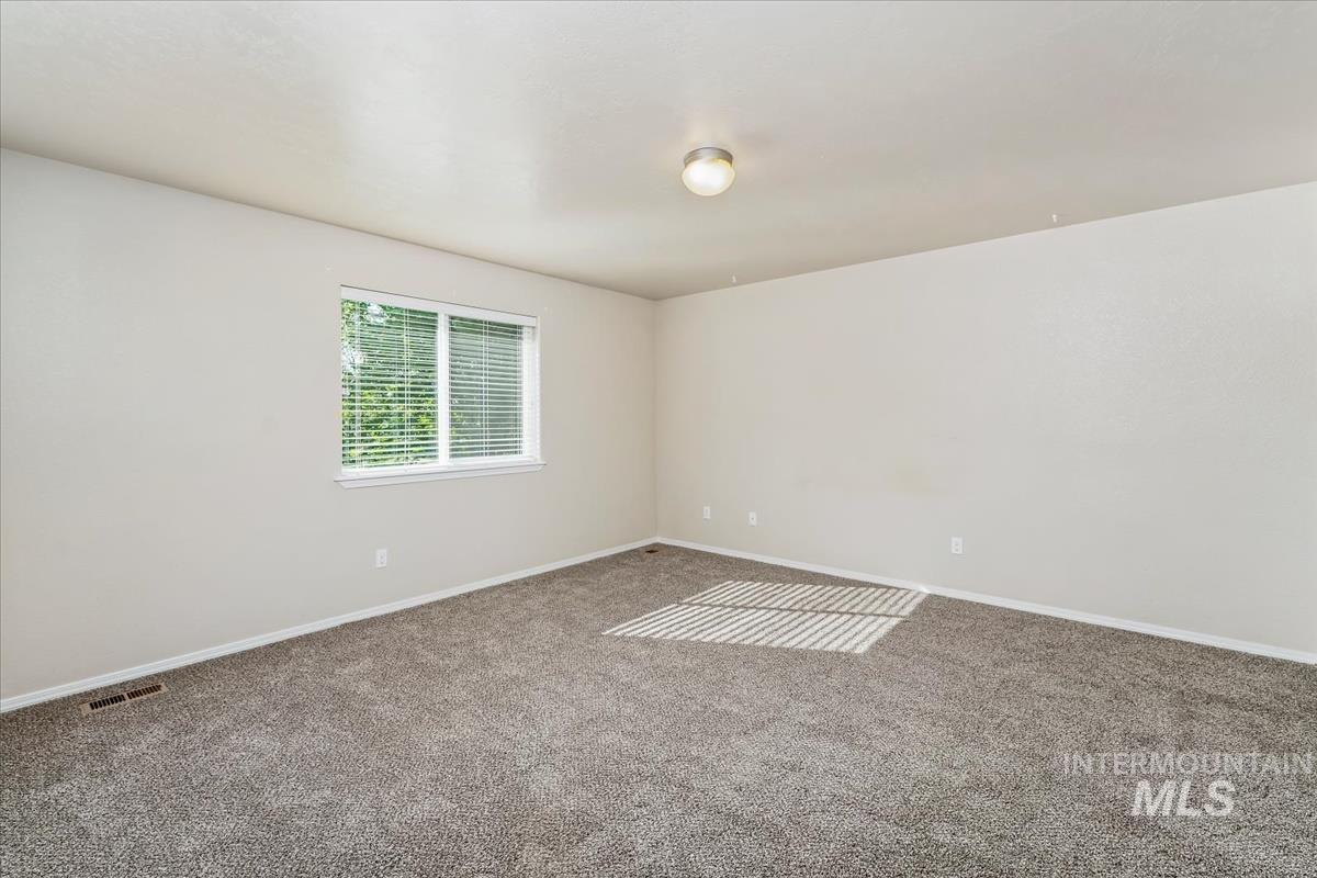 182 E Ironstone Drive, Meridian, Idaho 83646, 4 Bedrooms, 2.5 Bathrooms, Residential For Sale, Price $475,000, 98987256
