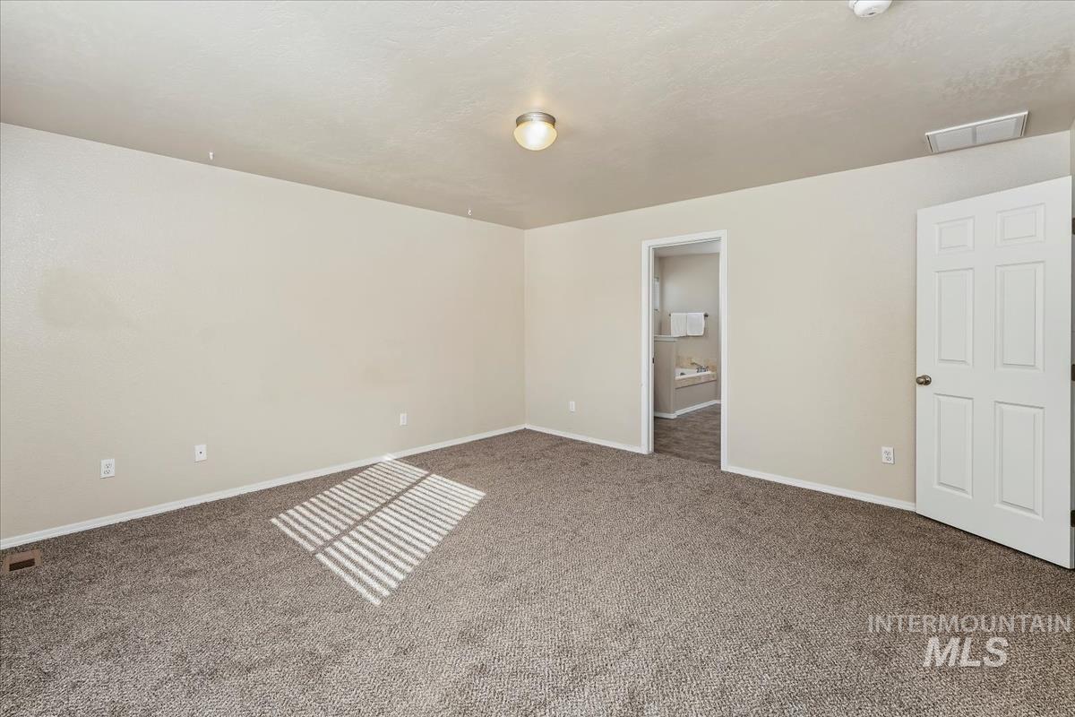 182 E Ironstone Drive, Meridian, Idaho 83646, 4 Bedrooms, 2.5 Bathrooms, Residential For Sale, Price $475,000, 98987256