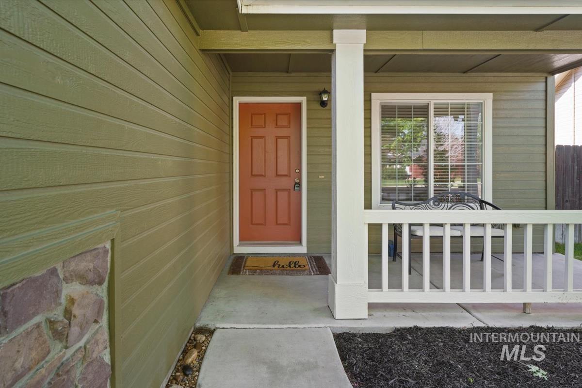182 E Ironstone Drive, Meridian, Idaho 83646, 4 Bedrooms, 2.5 Bathrooms, Residential For Sale, Price $475,000, 98987256
