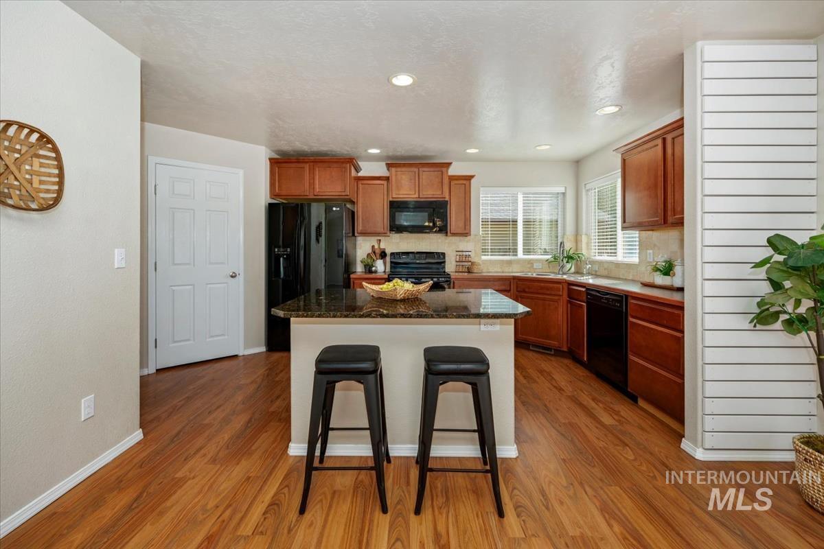182 E Ironstone Drive, Meridian, Idaho 83646, 4 Bedrooms, 2.5 Bathrooms, Residential For Sale, Price $475,000, 98987256