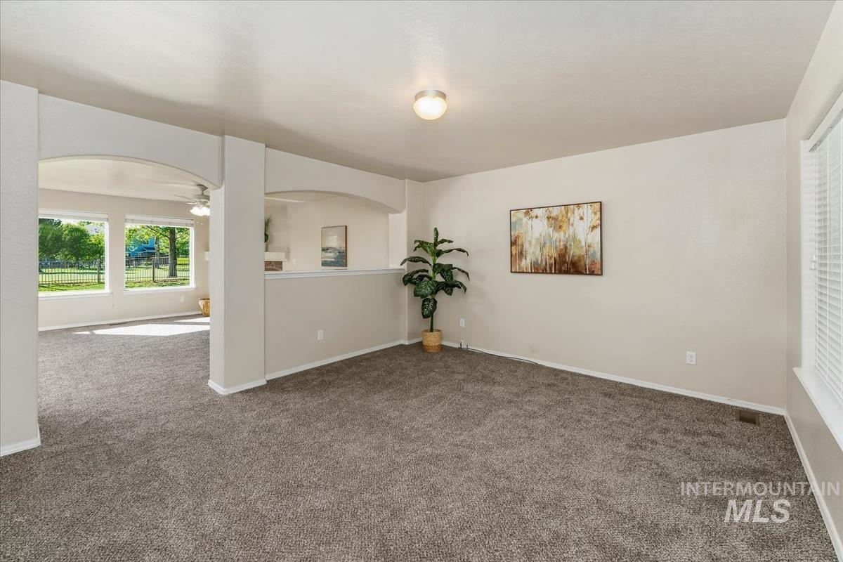 182 E Ironstone Drive, Meridian, Idaho 83646, 4 Bedrooms, 2.5 Bathrooms, Residential For Sale, Price $475,000, 98987256